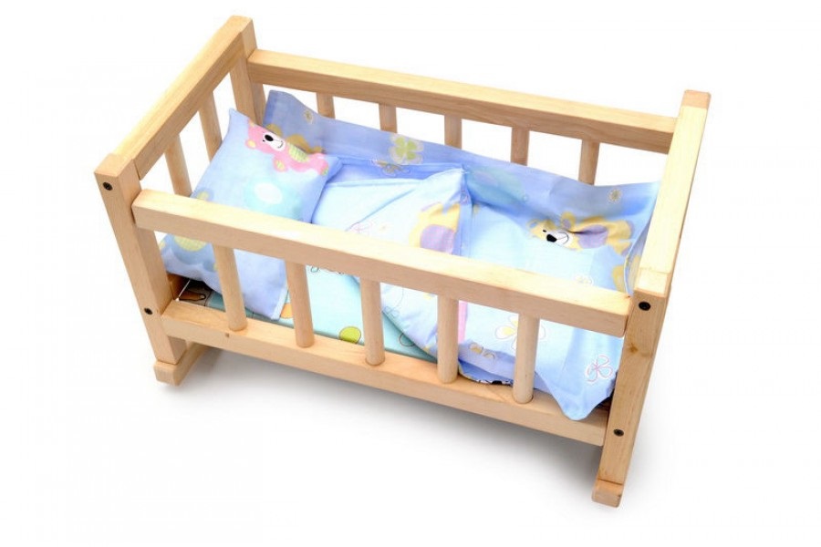 Большая деревянная кроватка для куклы