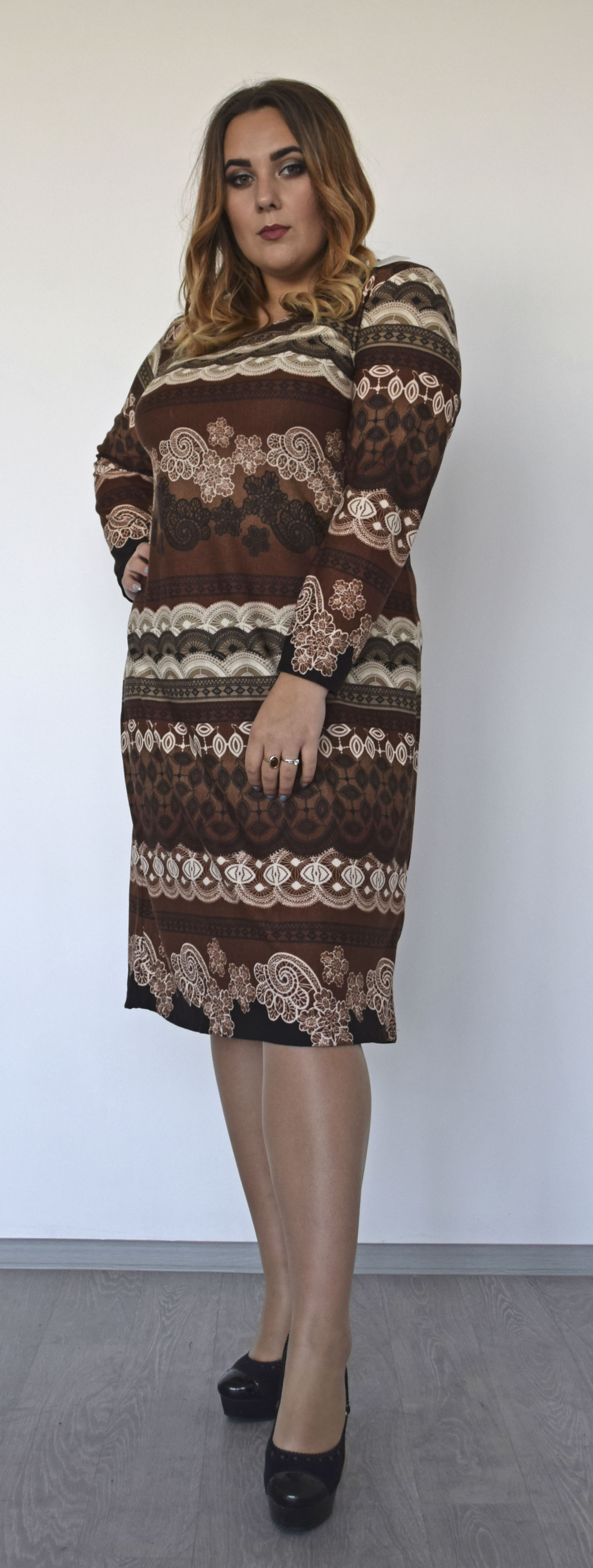 

Женское платье Lady Look 1018 коричневое 50