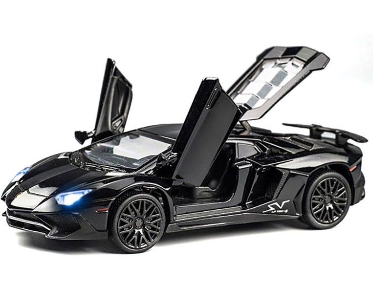 

Модель автомобиля Rambo LP750 1:32 черного цвета