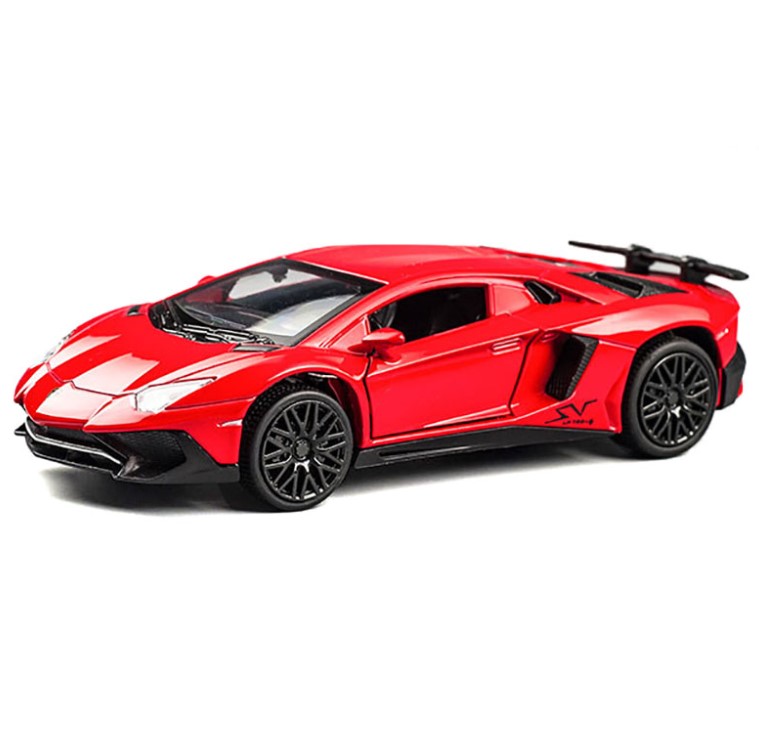 

Модель автомобиля Lamborghini LP750 1:32 звук и свет красного цвета