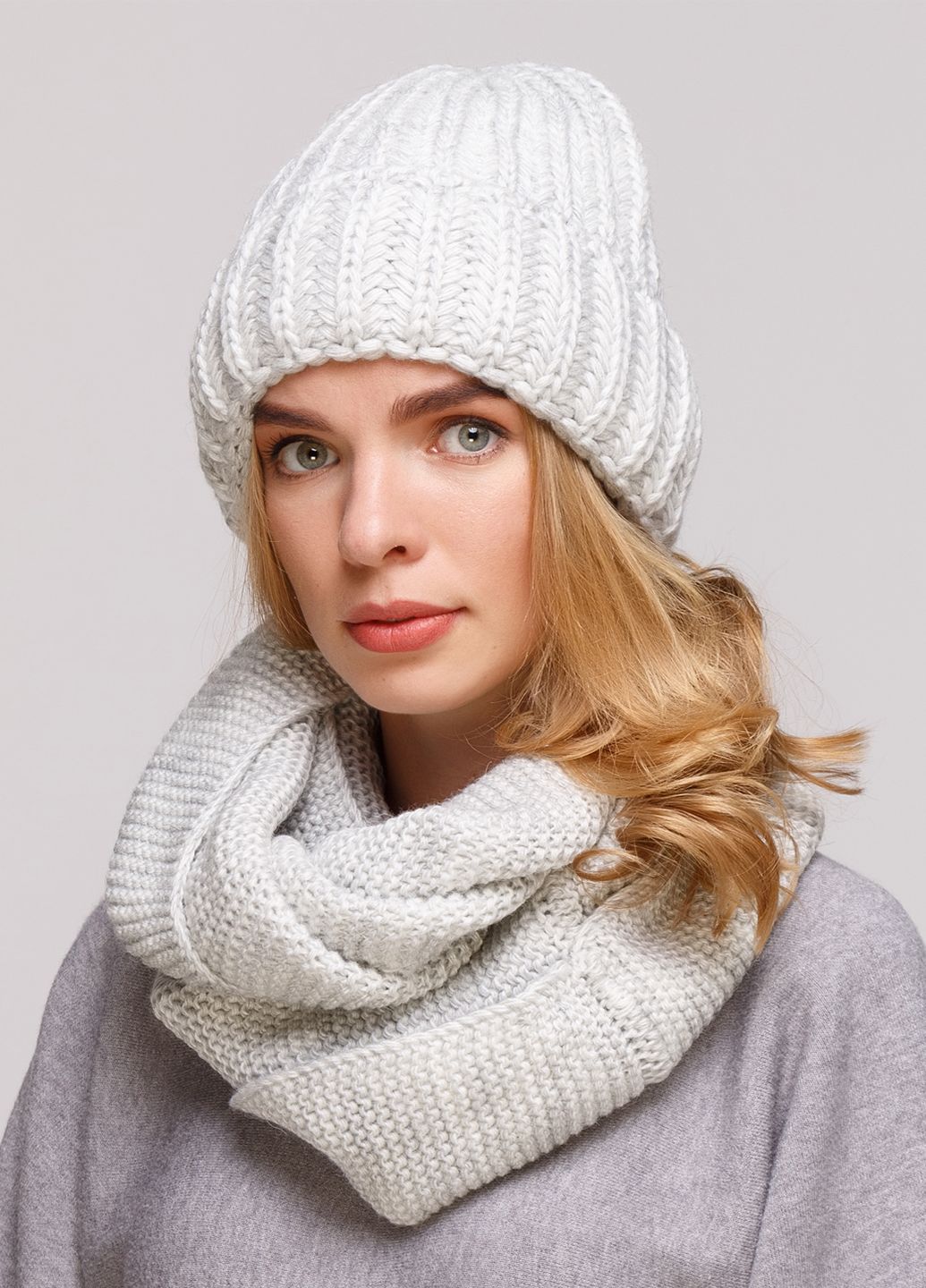 

Комплект (шапка, шарф-снуд) DeMari 56-60 см 660006