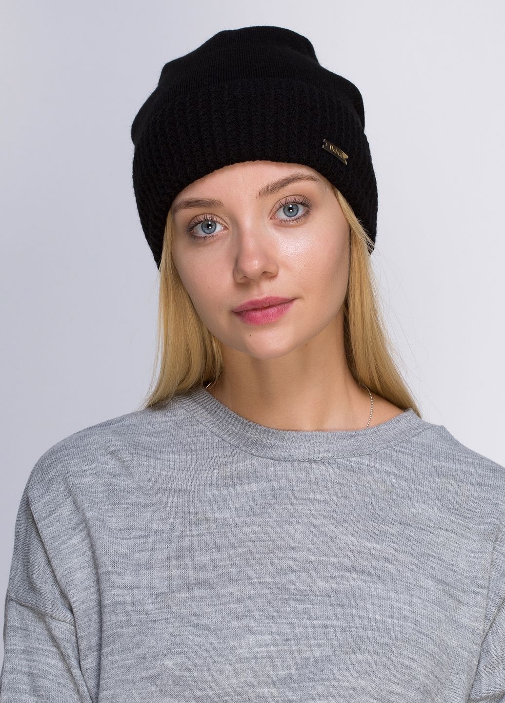 

Шапка DeMari 56-60 см 550401
