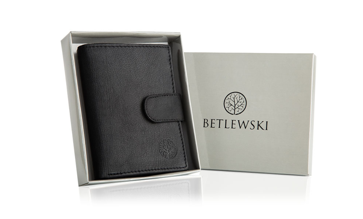 

Мужской кожаный кошелек Betlewski с RFID 9,5 х 12,2 х 2 (TPM-KZ-67) - черный