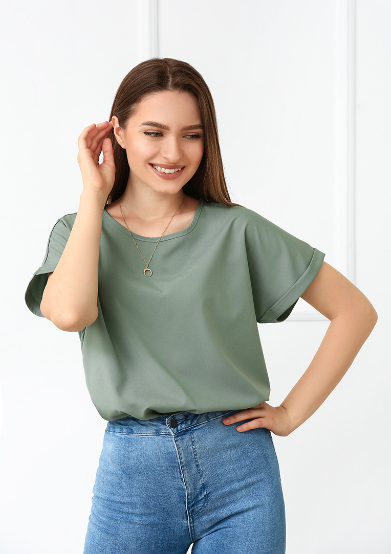

Летняя блузка свободного кроя Fashion Girl "Moment" - оливковый, Летняя блузка свободного кроя Fashion Girl "Moment" 50-52 оливковый