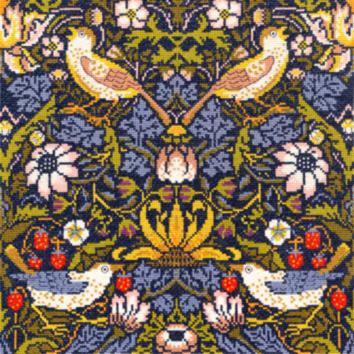 

Набор для вышивания крестом Strawberry Thief Клубничный вор XAC3 Bothy Threads