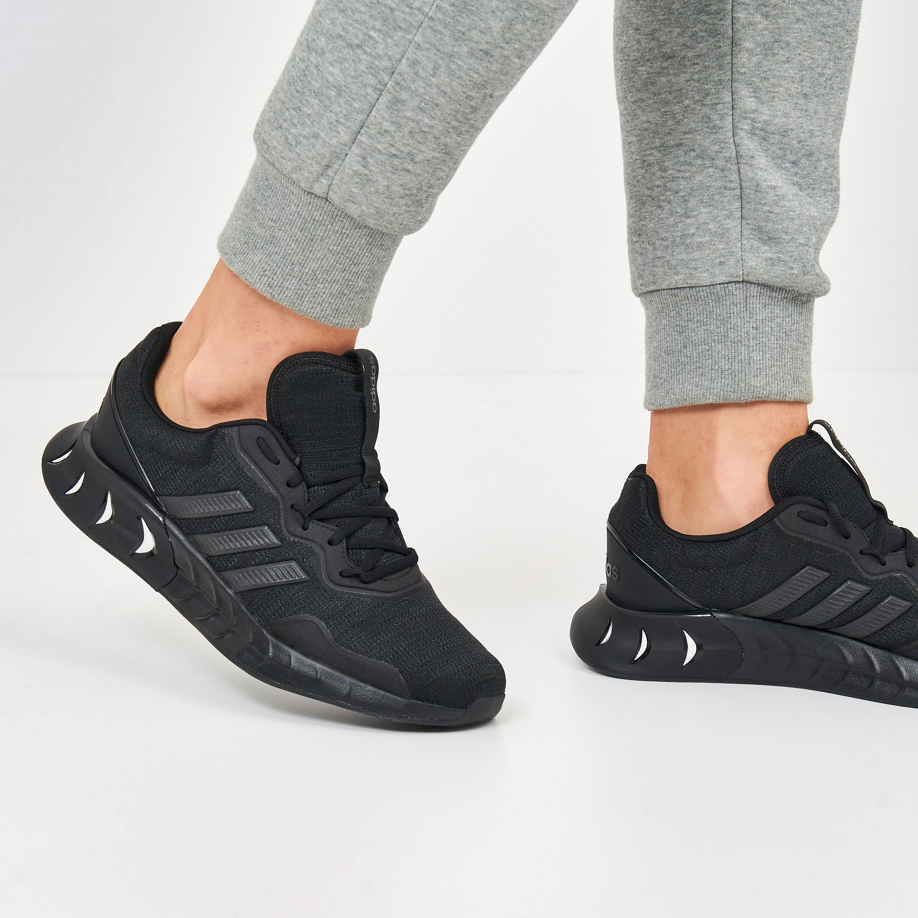 ROZETKA ᐈ Кроссовки Adidas Kaptir Super FZ2870 40 (7.5) 26 см  Cblack/Cblack/Gresix (4062065963153) cumpără în Chișinău, preț în Moldova.  Кроссовки Adidas Kaptir Super FZ2870 40 (7.5) 26 см Cblack/Cblack/Gresix  (4062065963153): review, descriere, vânzarea.