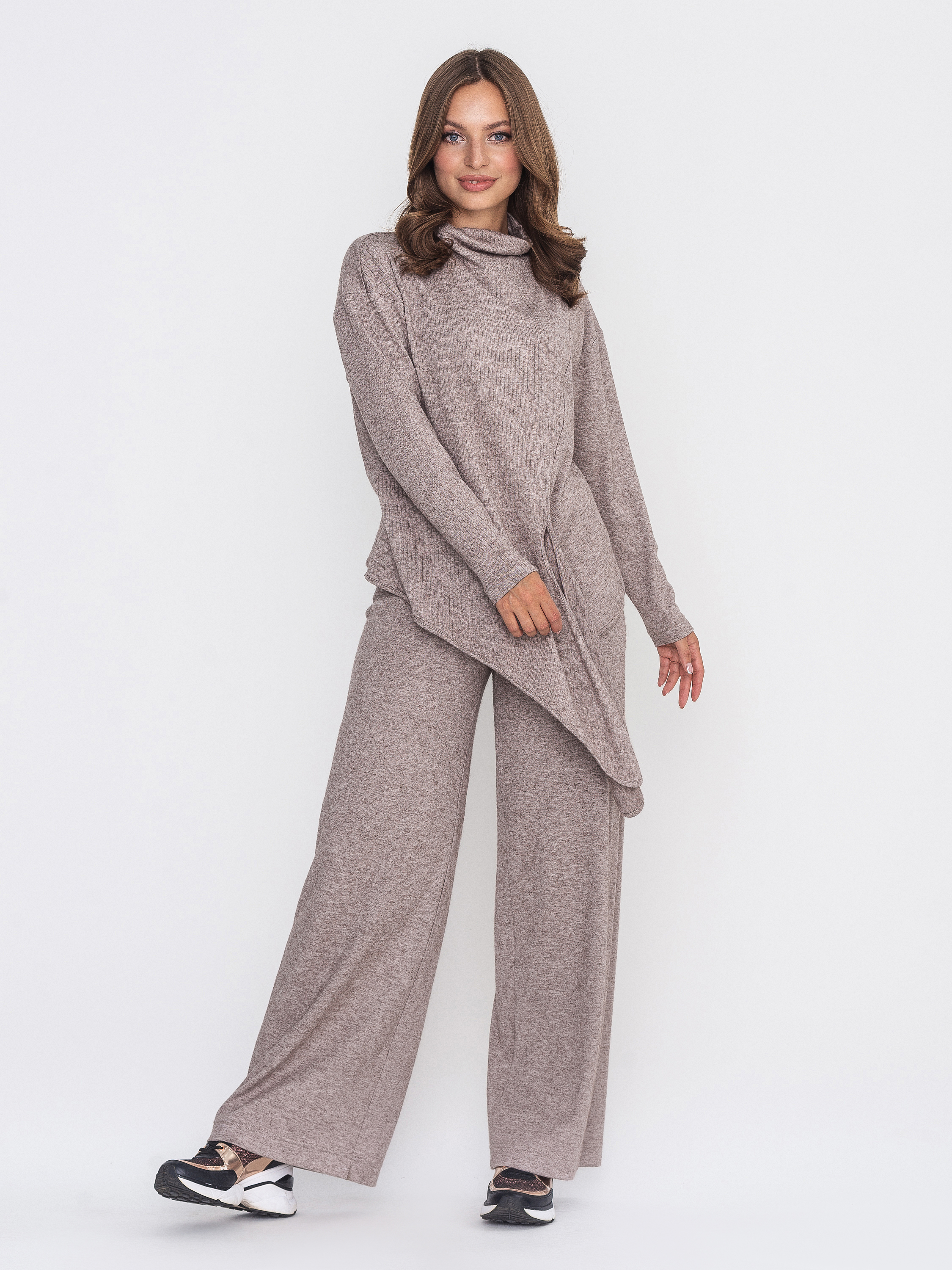 

Костюм брючный "Инди" (мокко) -(L-XL, Костюм брючный "Инди" (мокко) 48-50(L-XL)