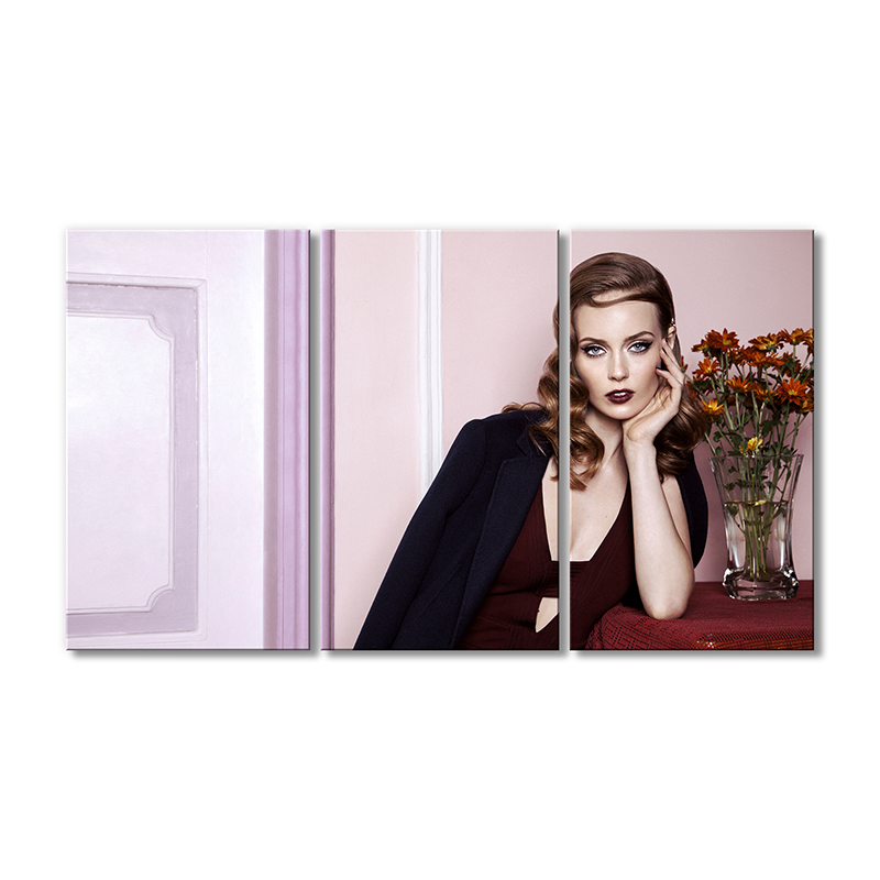 

Модульная картина Artel «Девушка-модель с прической 40-х годов» 3 модуля 90x135 см