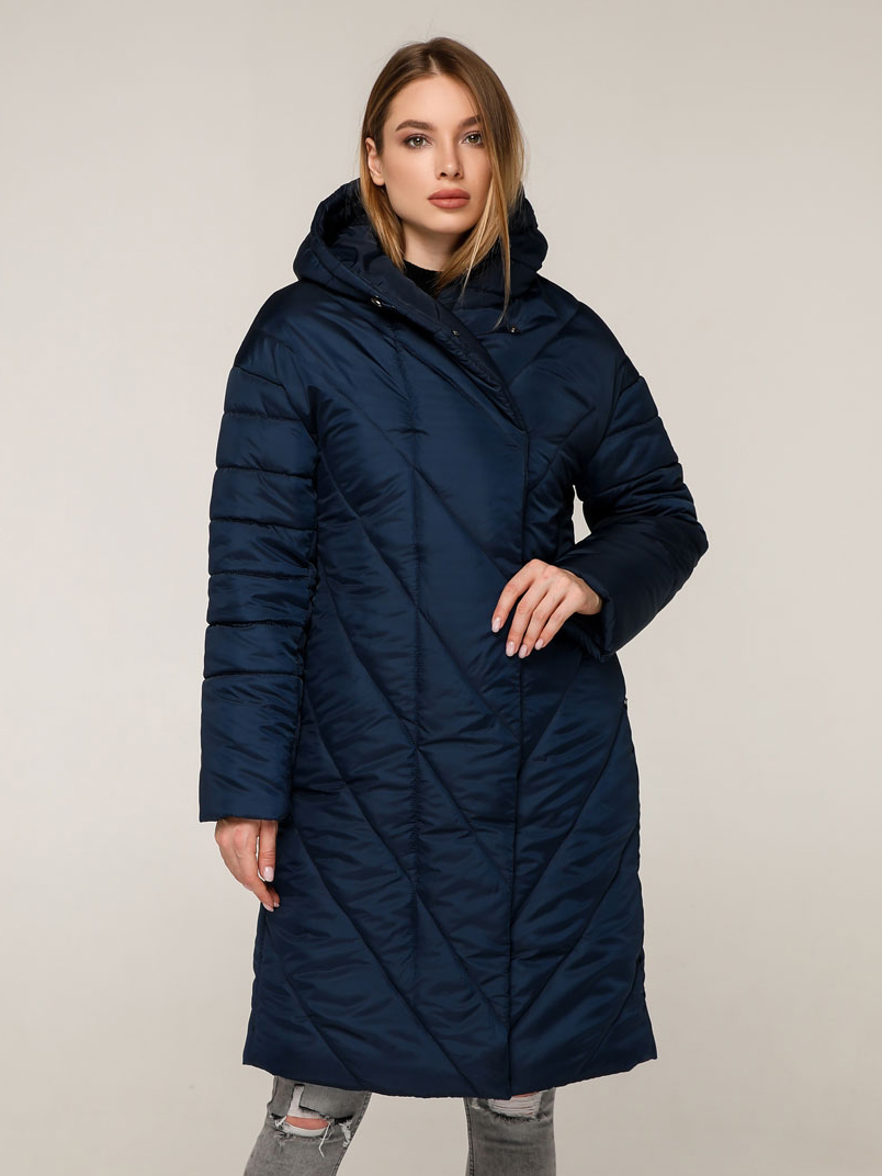 Акція на Куртка зимова довга жіноча Favoritti ПВ-1289 Лаке Тон 18 44 Темно-синя від Rozetka