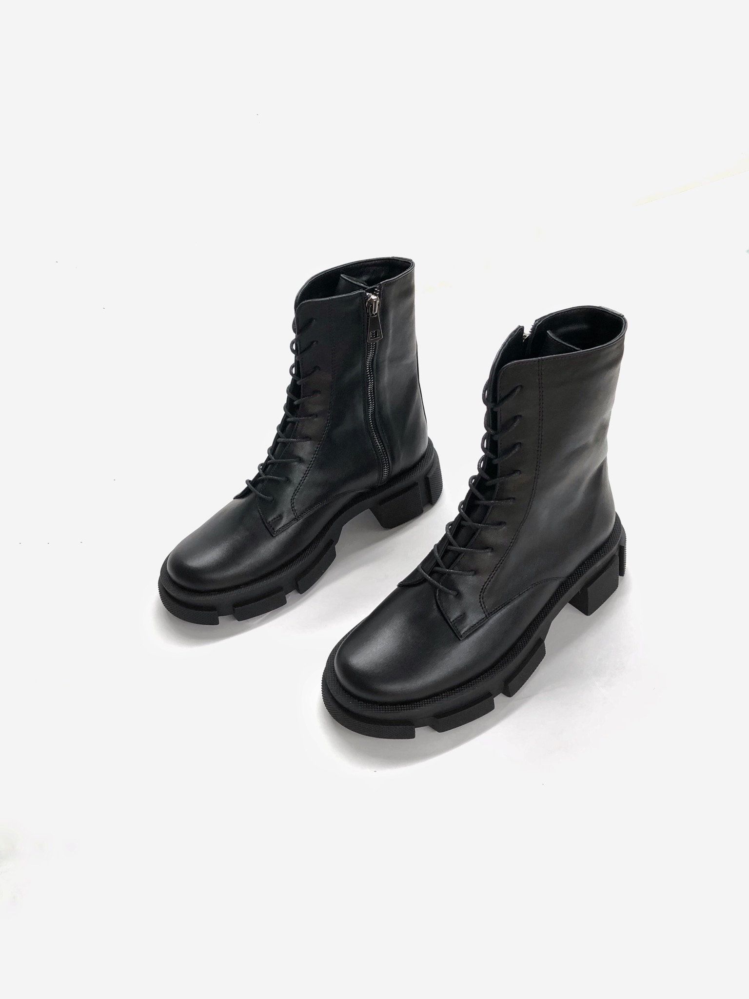 

Ботинки THE OTHERS LeeB 39 (25,5 см) Черный