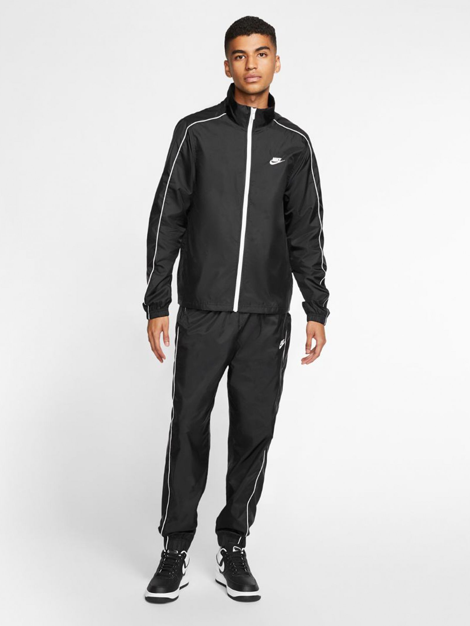 

Спортивный костюм Nike M Nsw Ce Trk Suit Wvn Basic BV3030-010, Спортивный костюм Nike M Nsw Ce Trk Suit Wvn Basic BV3030-010 L