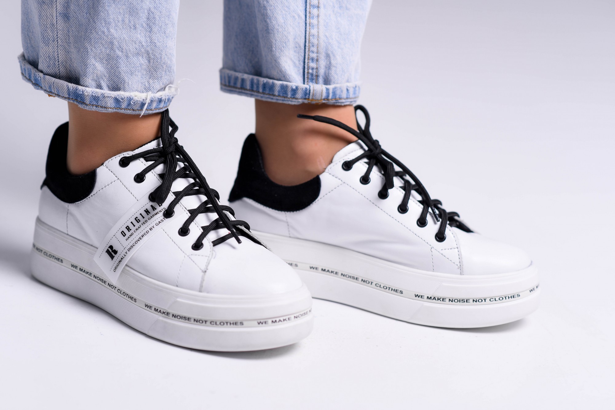 

Кеды Maya Shoes 2450 Белые 39р