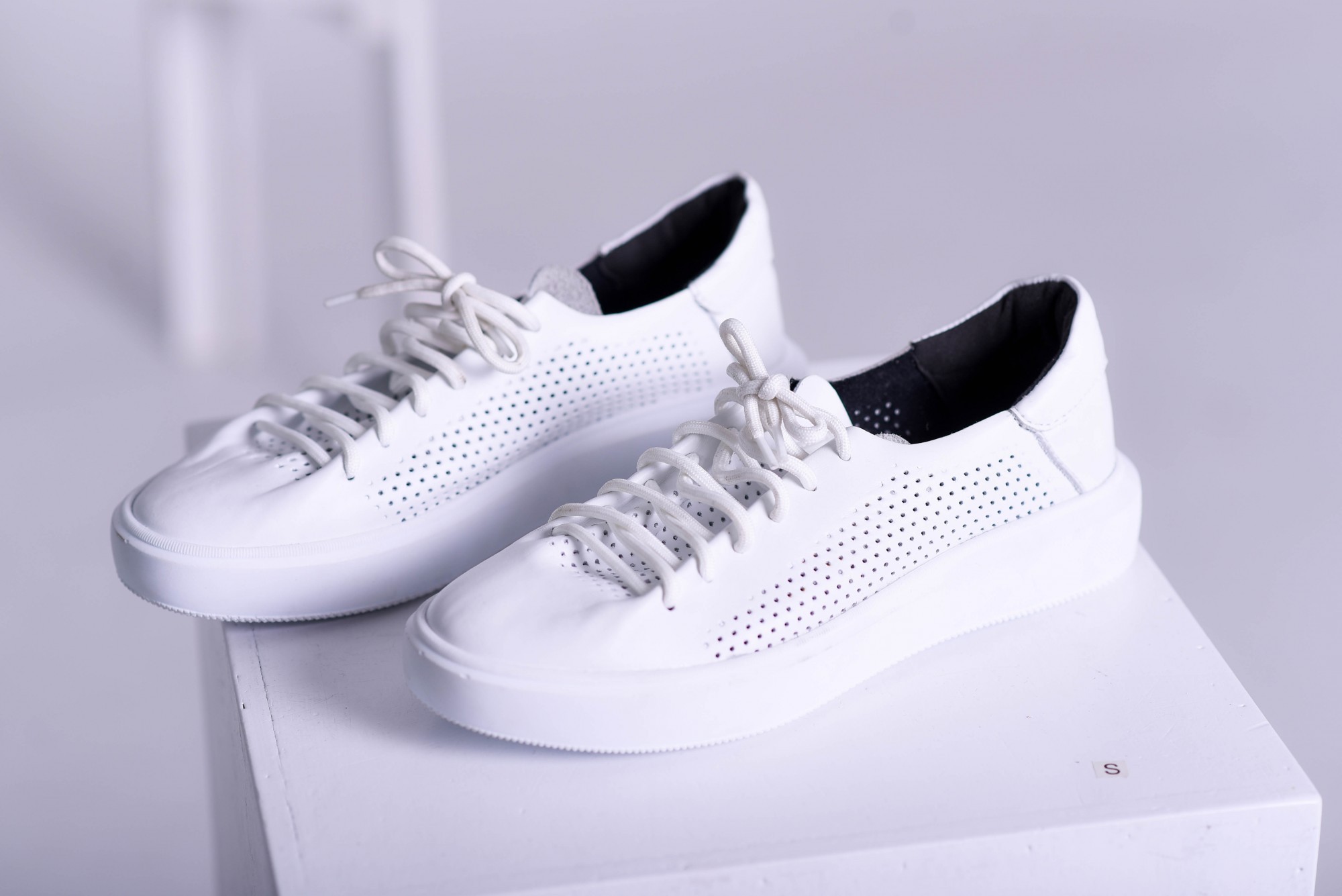 

Кеды Maya Shoes 2462 Белый 38р