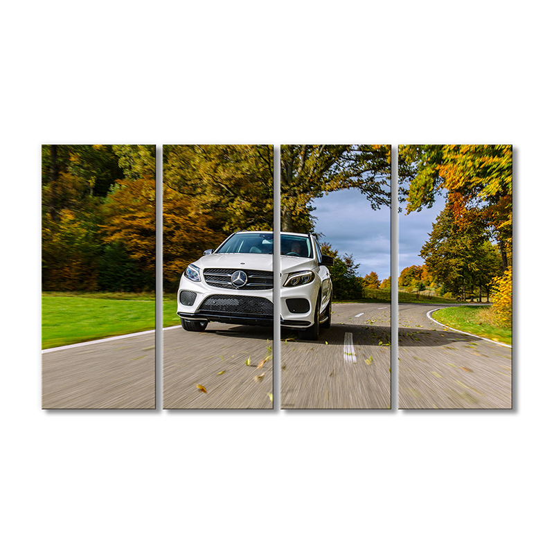 

Модульная картина Artel «Мерседес бенц GLE 450 2015» 4 модуля 60x90 см