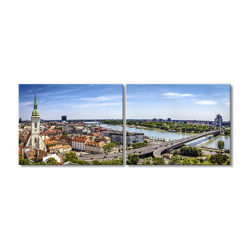 

Модульная картина Artel «Михайловские ворота здание в Братиславе» 2 модуля 70x105 см