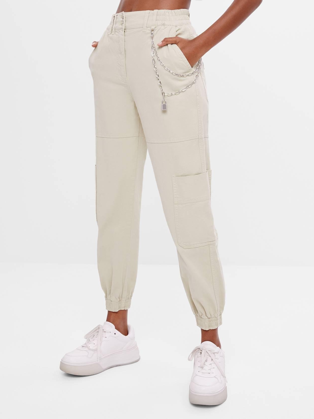

Брюки Bershka XAZ262131MIHQ 40 Светло-зеленые