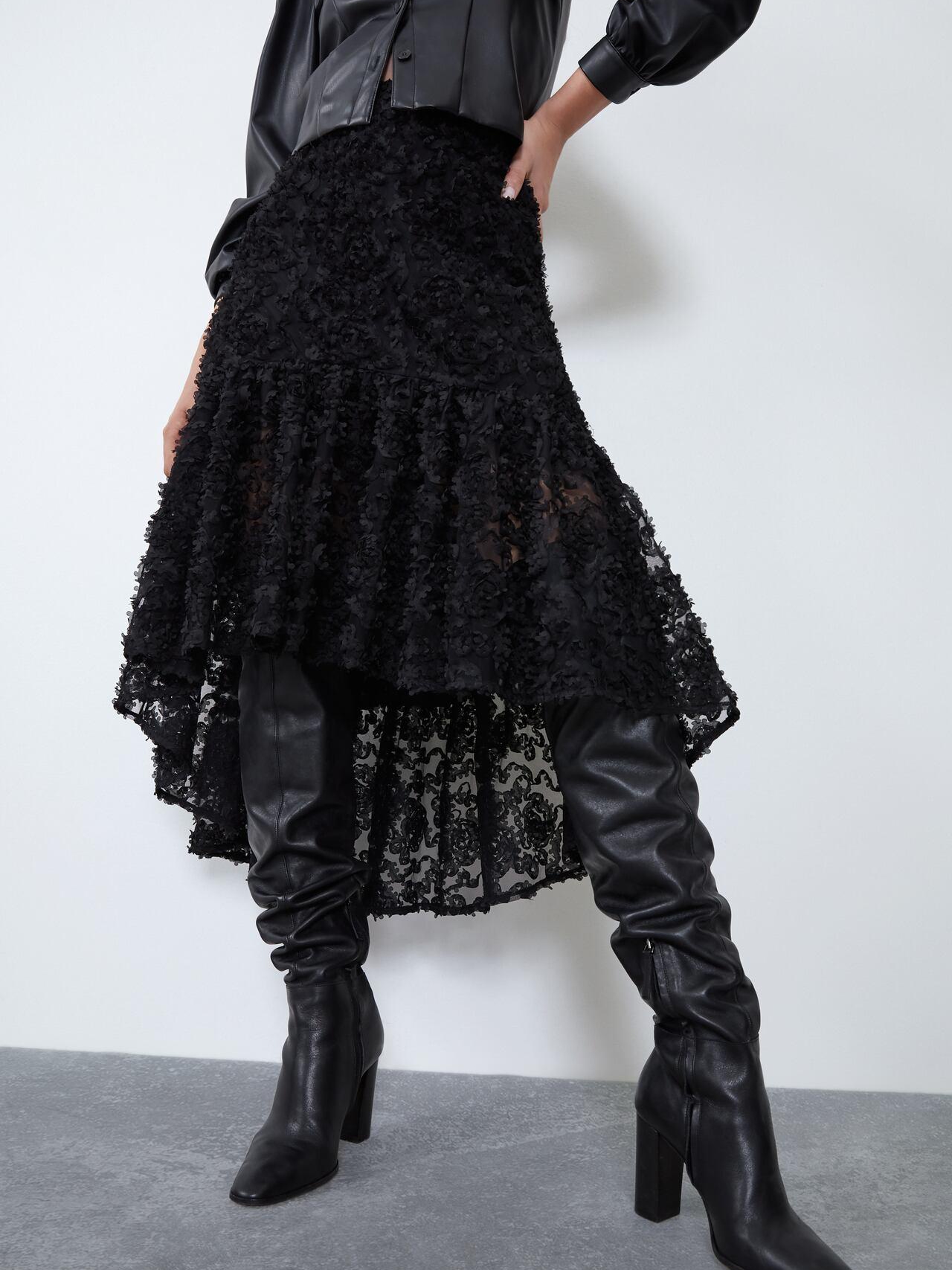 

Юбка Zara XAZ263629HWTC S Черная