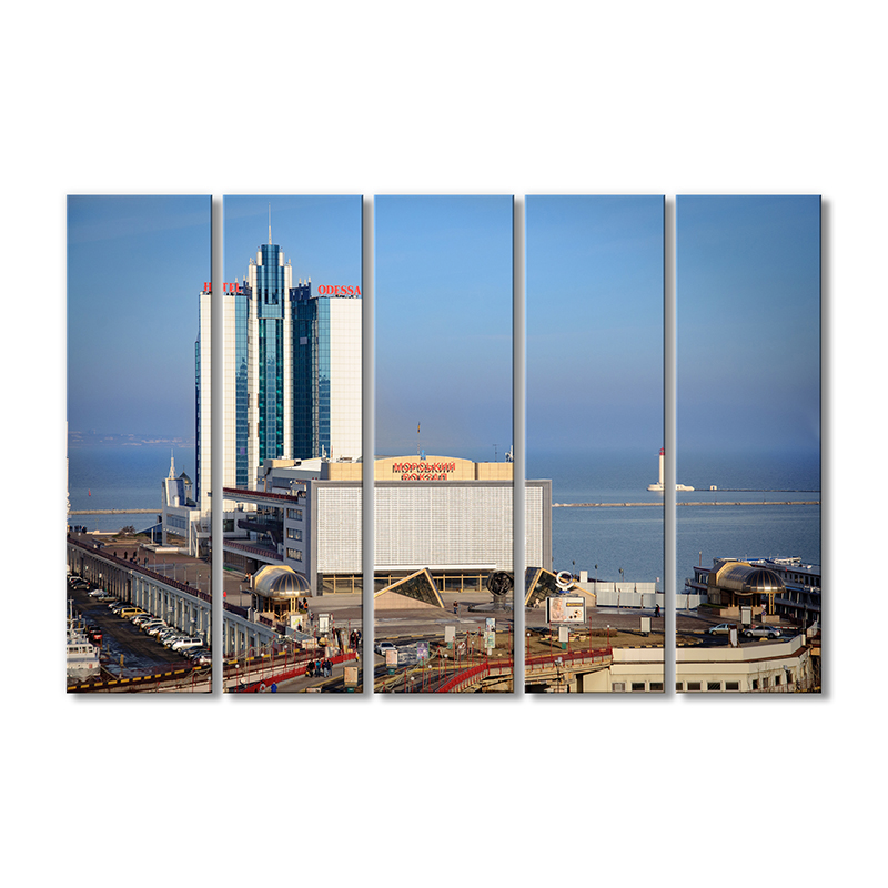 

Модульная картина Artel «Морвокзал маяк Одесса» 5 модулей 70x105 см