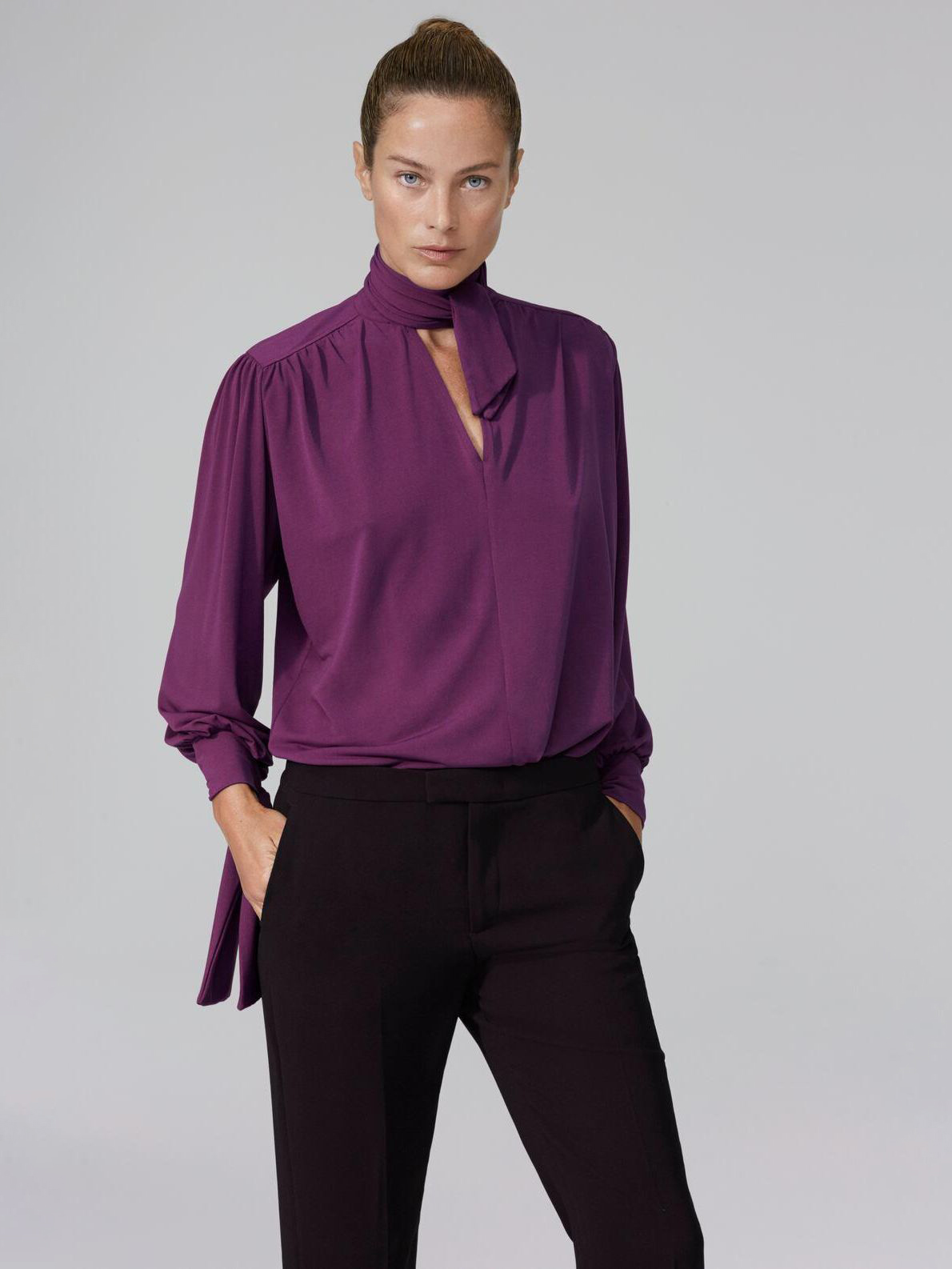 

Блузка Zara XAZ139653CWUD S Фиолетовая