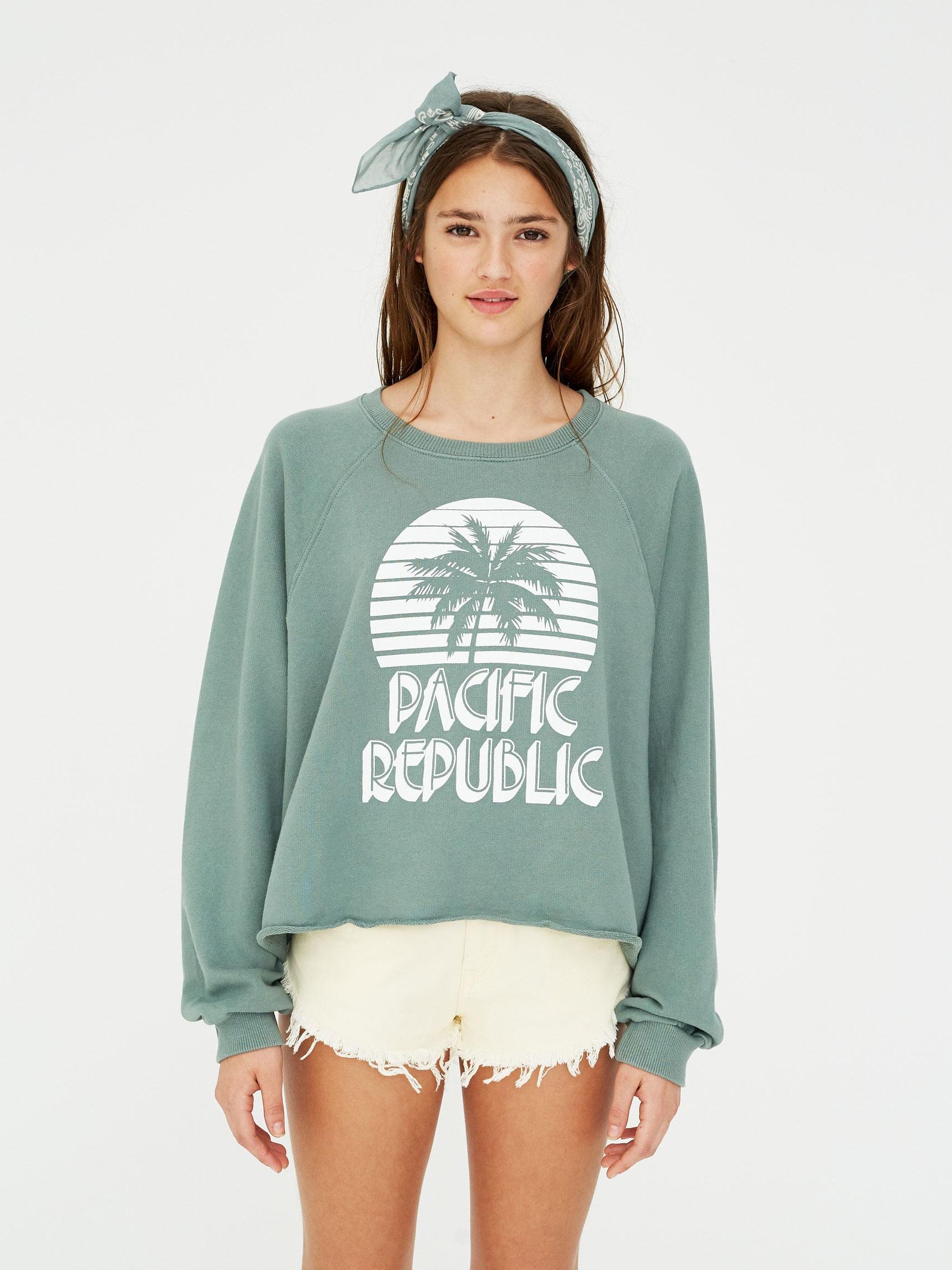 

Свитшот Pull & Bear XAZ220479JUVJ XS Мятный