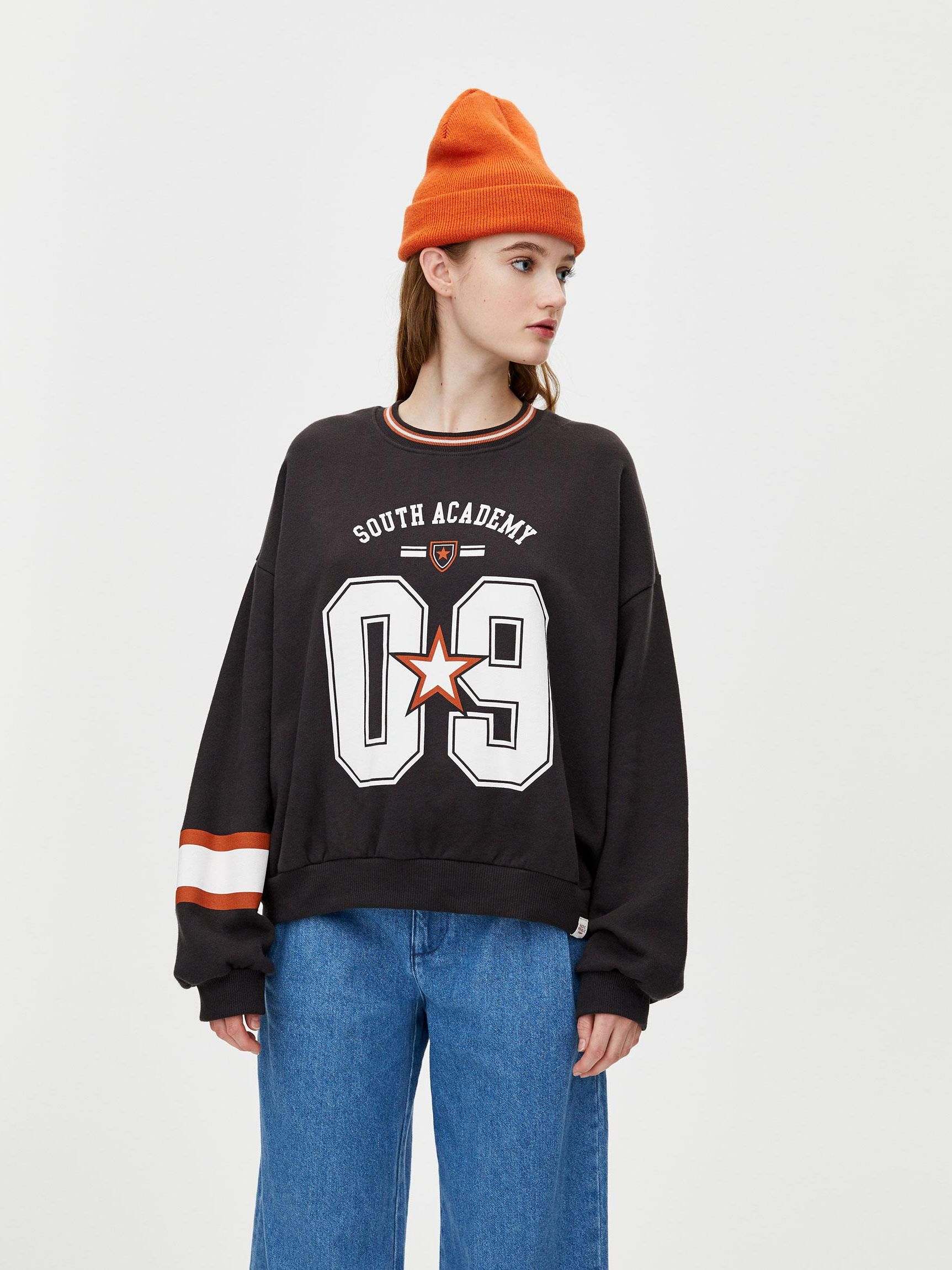 

Свитшот Pull & Bear XAZ221063AQTK M Черный с белым