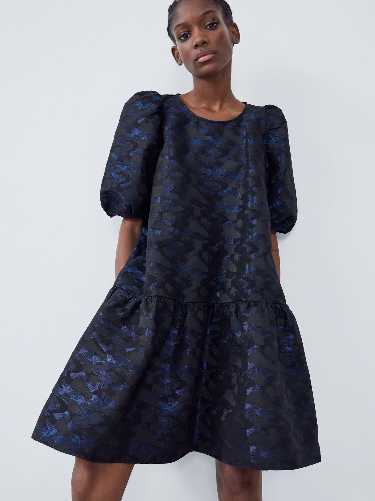 

Платье Zara XAZ239758GTVP M Милитари с синим