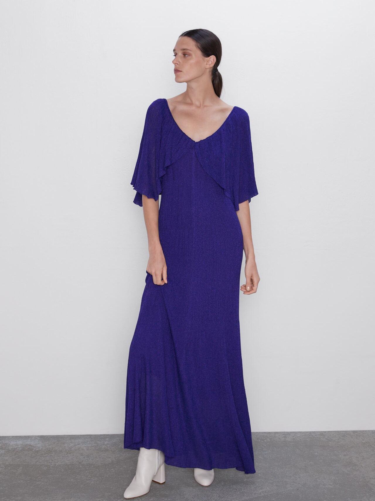

Платье Zara XAZ244711AXYL  Фиолетовое, Платье Zara XAZ244711AXYL M Фиолетовое