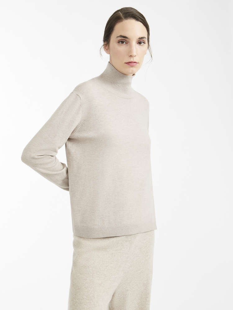 

Гольф MaxMara  Белый 53660103600, Гольф MaxMara M Белый 53660103600