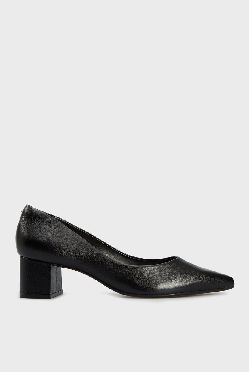 

Женские черные кожаные туфли Arezzo 35 A1074600010018U