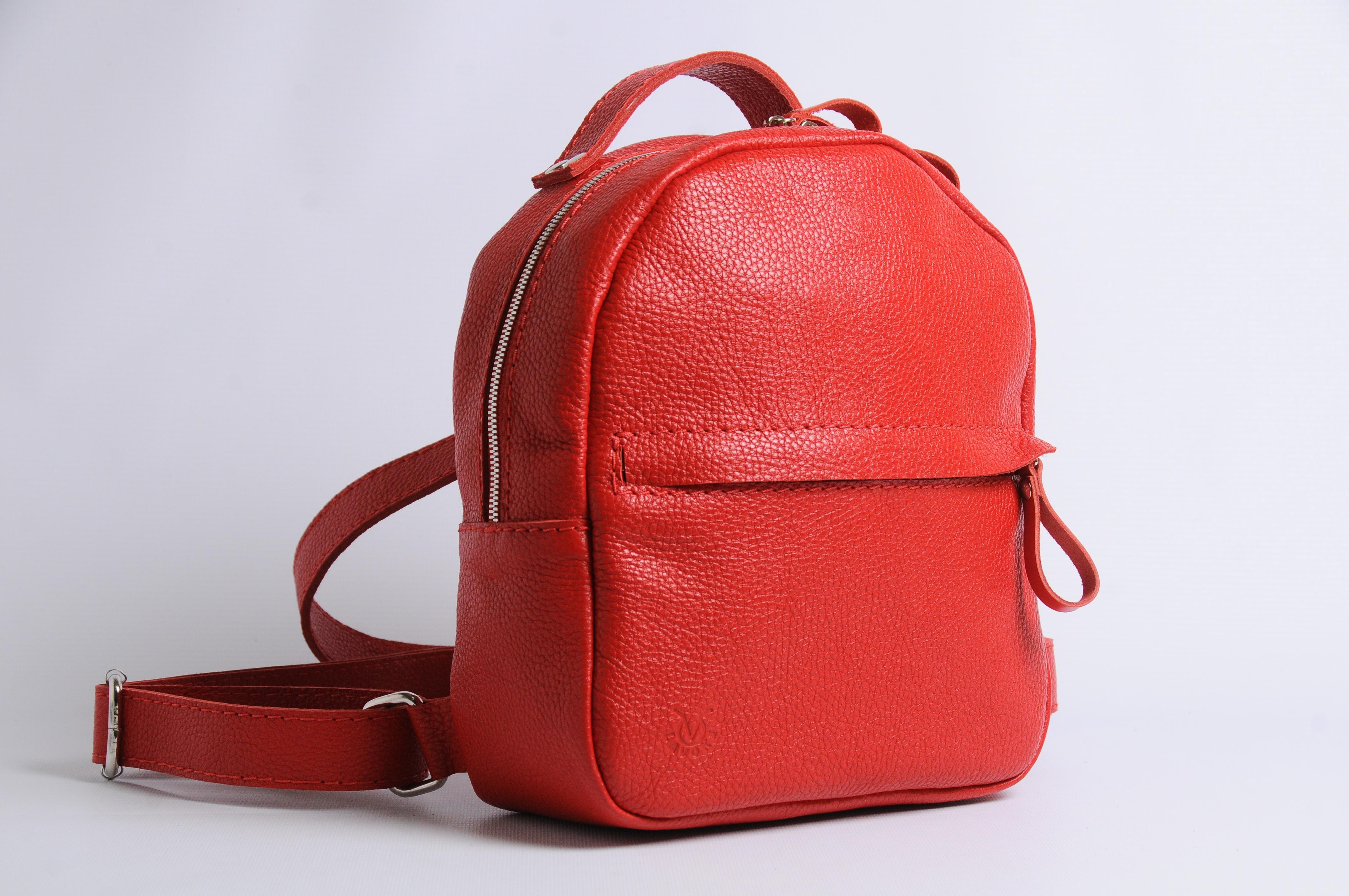 

Рюкзак кожаный женский "Venecia" LVK , красный (V-Кр-08)