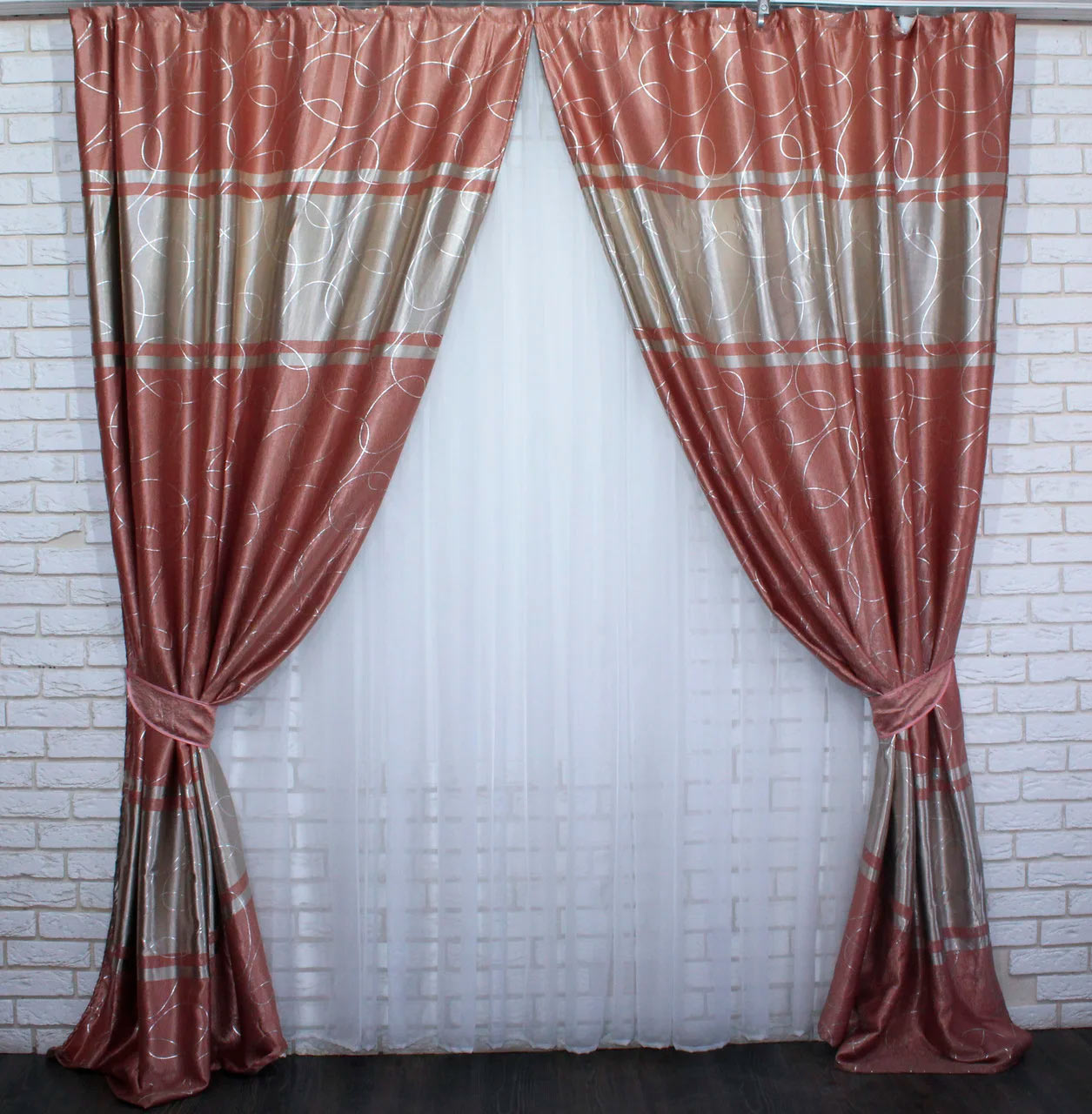 

Шторы VR-Textil блэкаут Лиана пудровые 2 шт 1,5 × 2,7 м (2171)