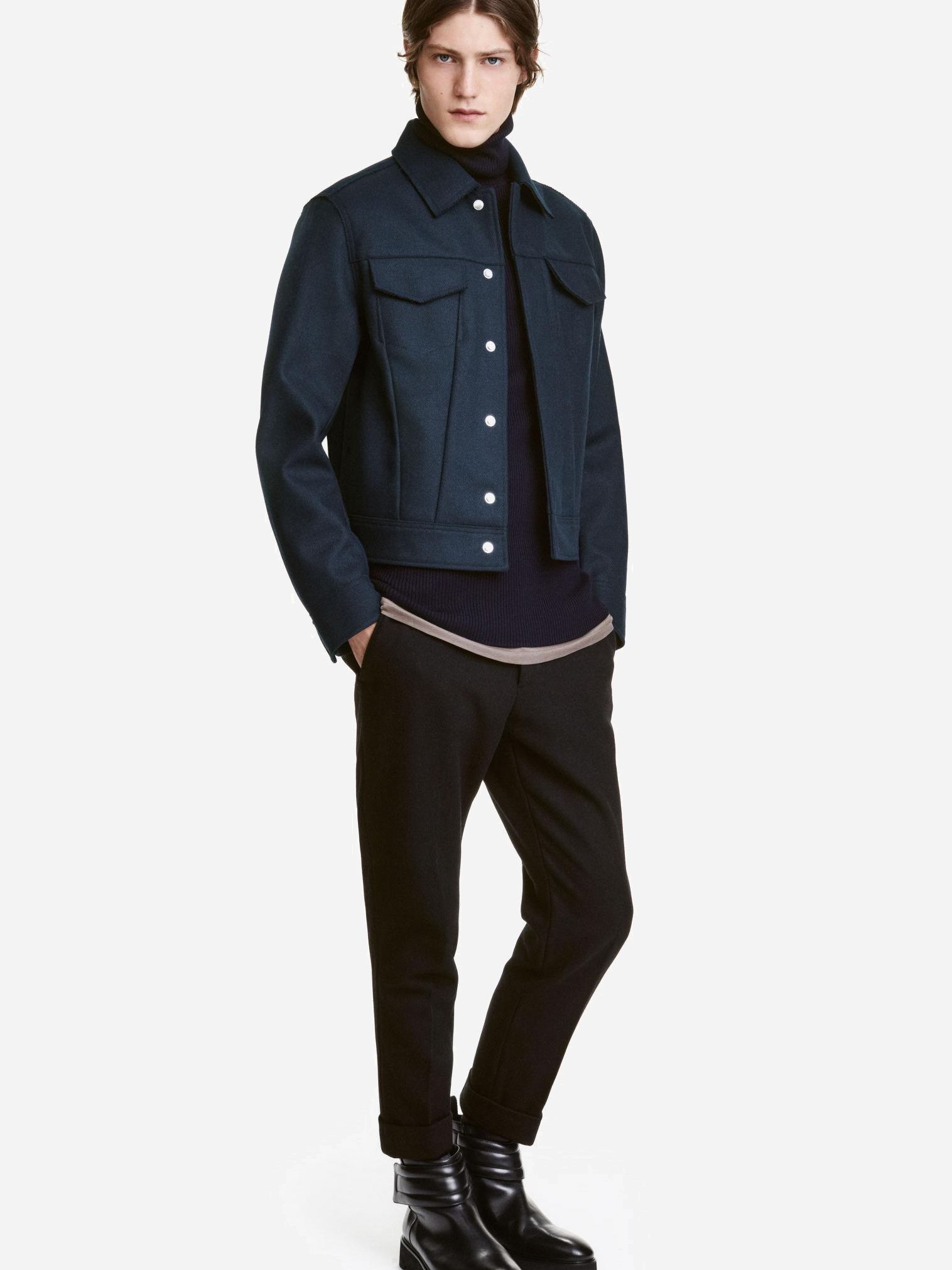 

Куртка H&M XAZ162246ULGA  Темно-синяя, Куртка H&M XAZ162246ULGA L Темно-синяя