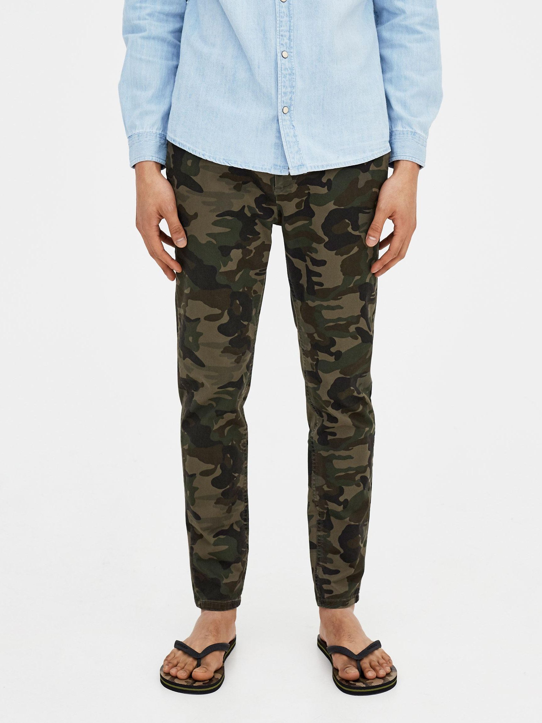 

Джинсы Pull & Bear XAZ221198NGMC  Милитари, Джинсы Pull & Bear XAZ221198NGMC 42-32 Милитари