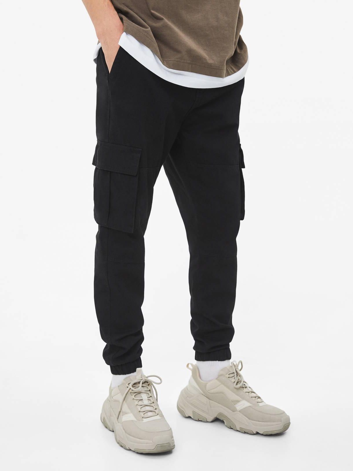 

Джинсы Bershka XAZ225811UTHG M Черные