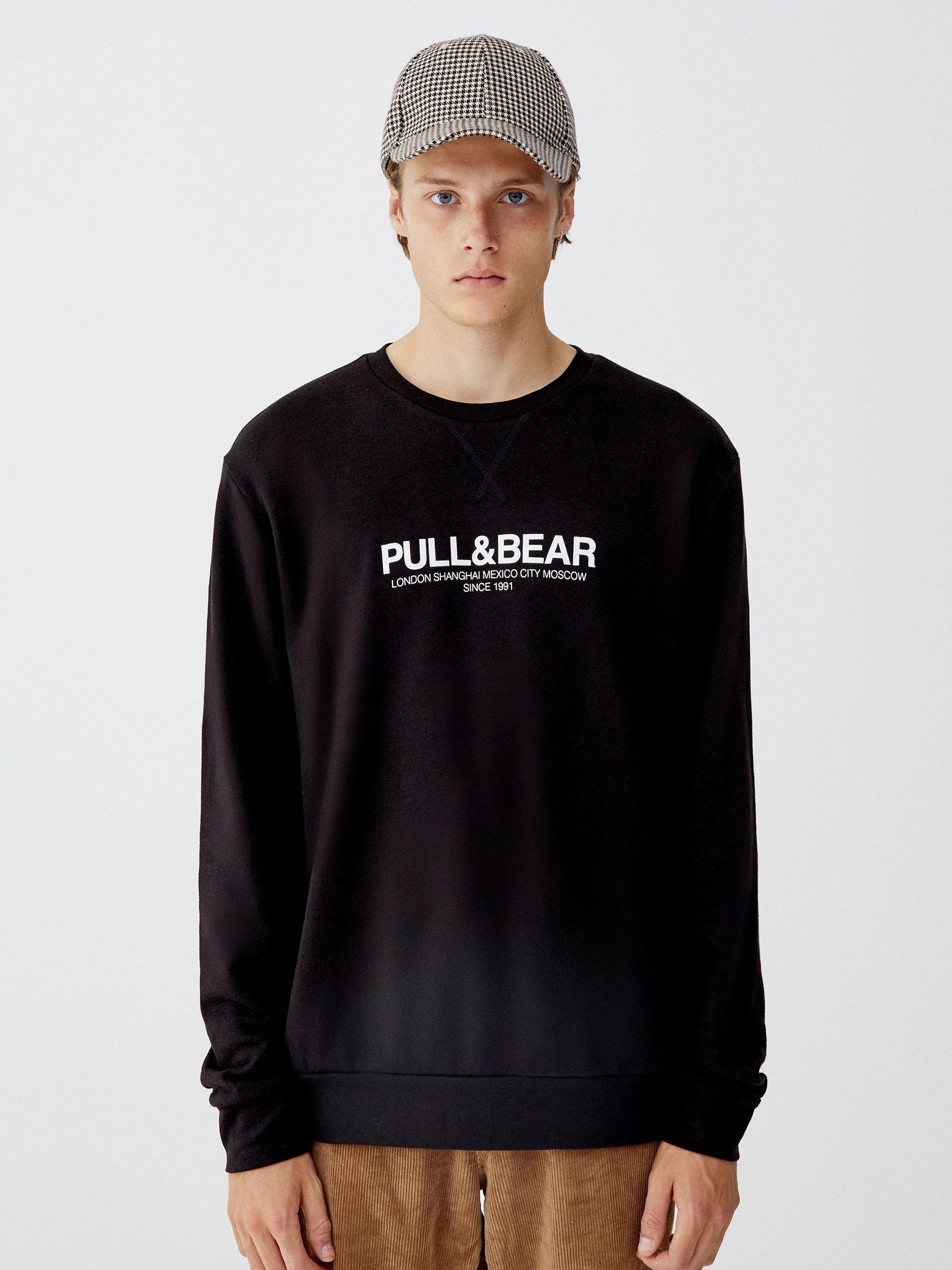 

Свитшот Pull & Bear XAZ225902MWOY L Черный с принтом