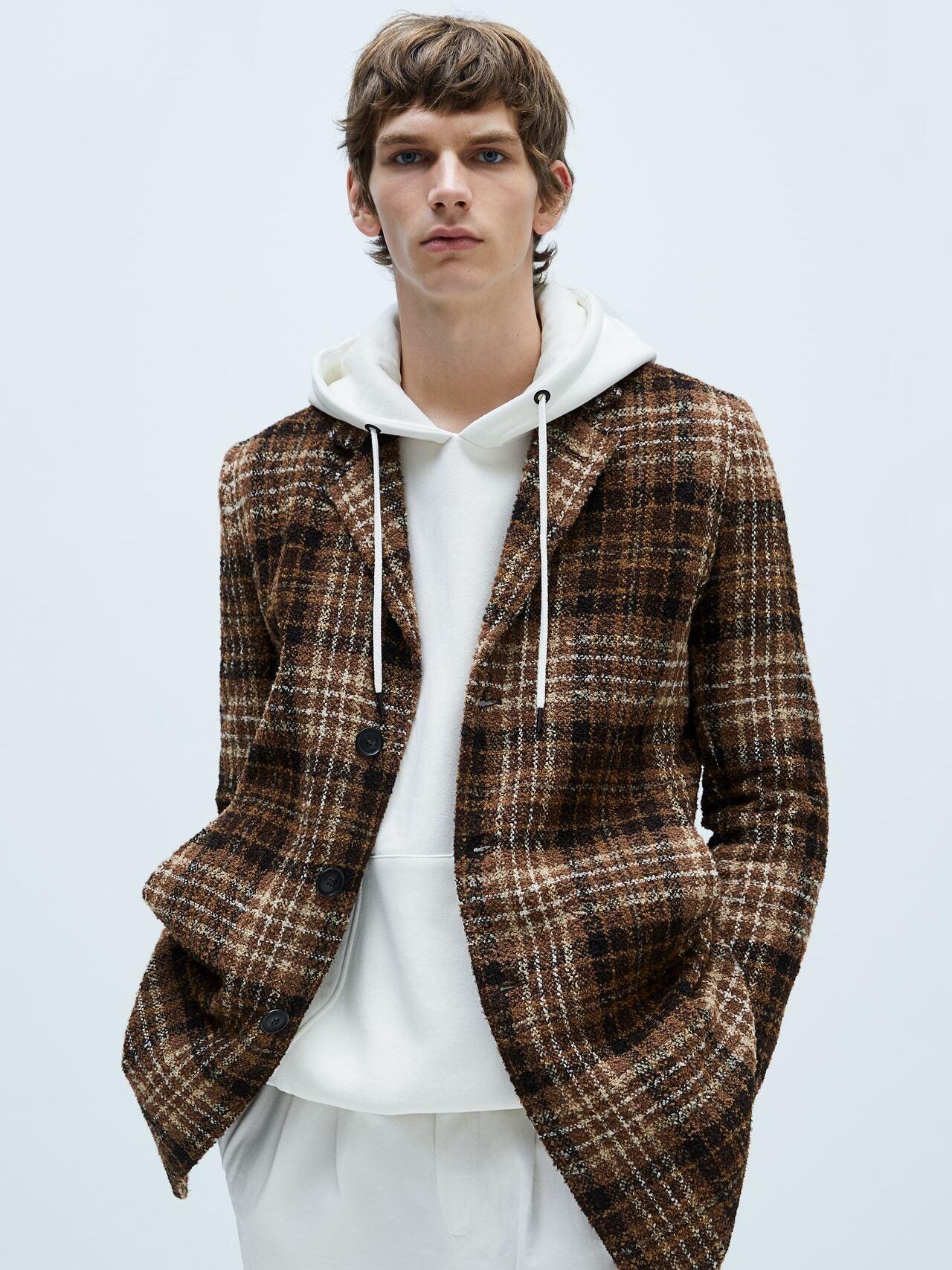 

Пальто Zara XAZ228958AEQZ S Темно-бежевое с черно-белым