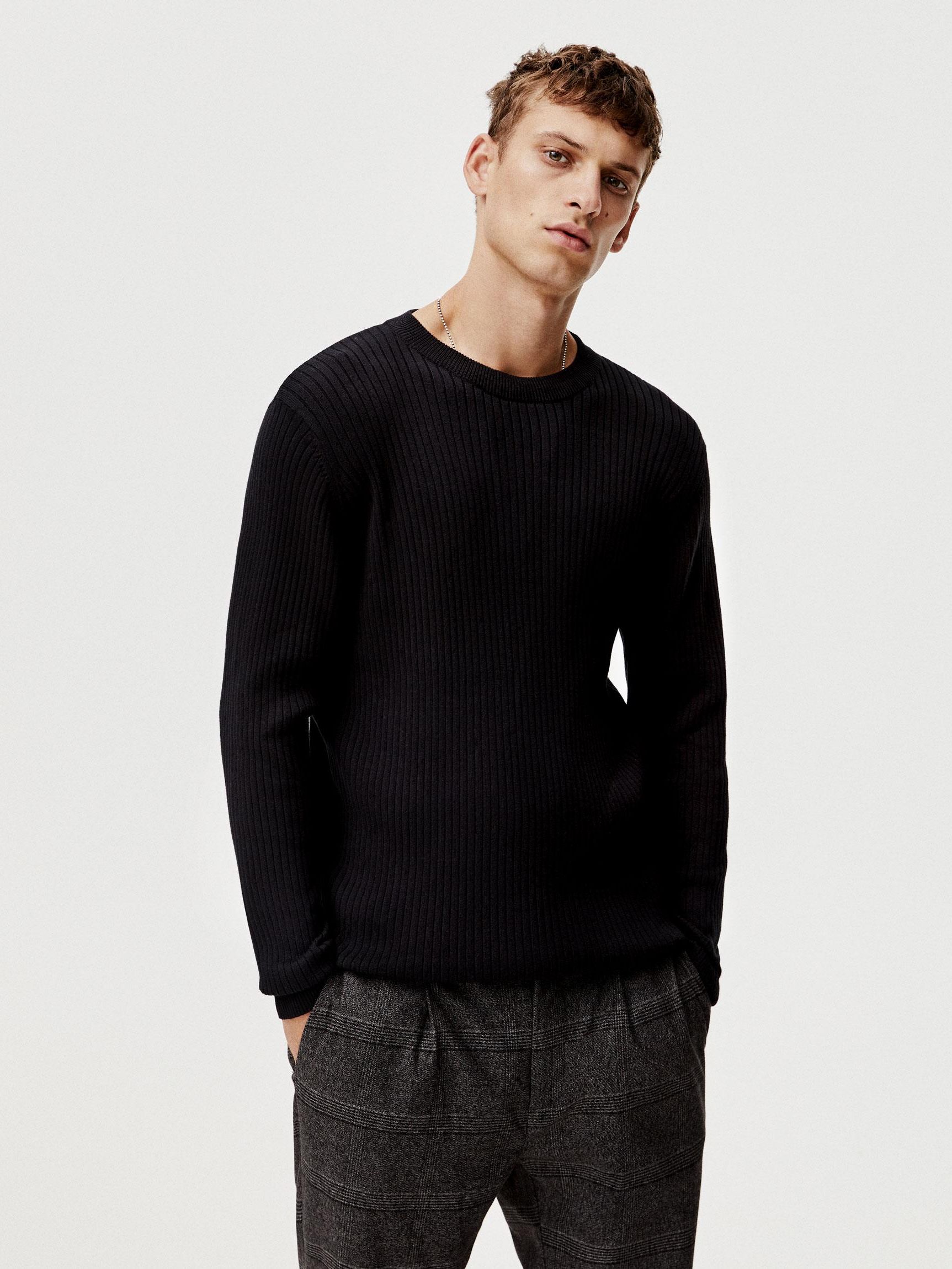 

Джемпер Pull & Bear XAZ279852JEMV S Черный