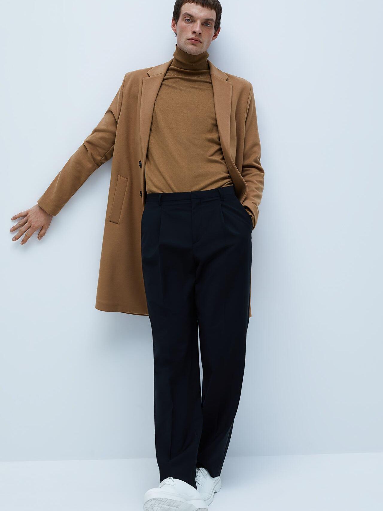 

Пальто Zara XAZ282187IQRF M Бежевое