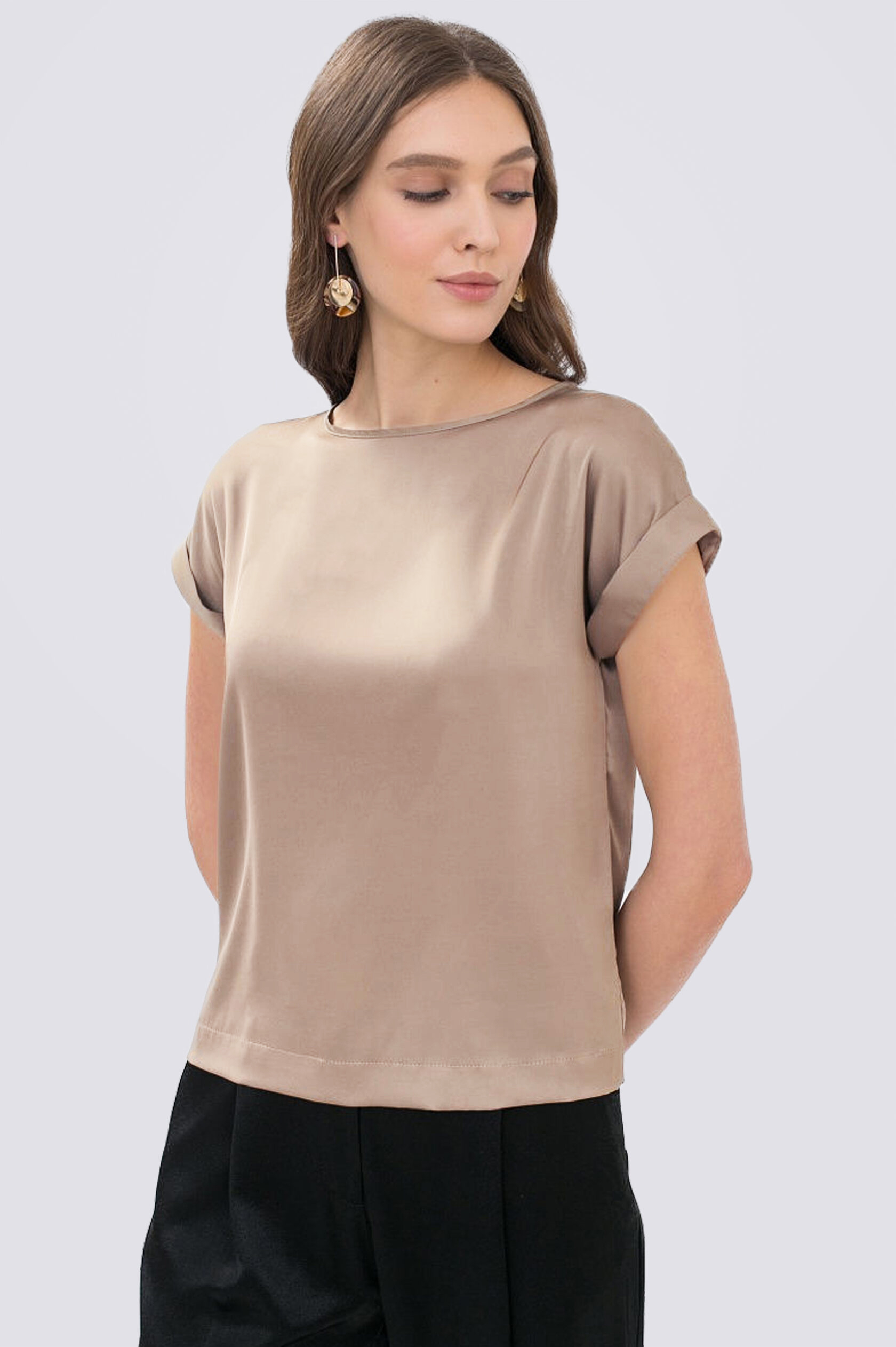 

Блуза шелковая ES.design fw2141.5 бежевая размер, Блуза шелковая ES.design fw2141.5 бежевая размер L