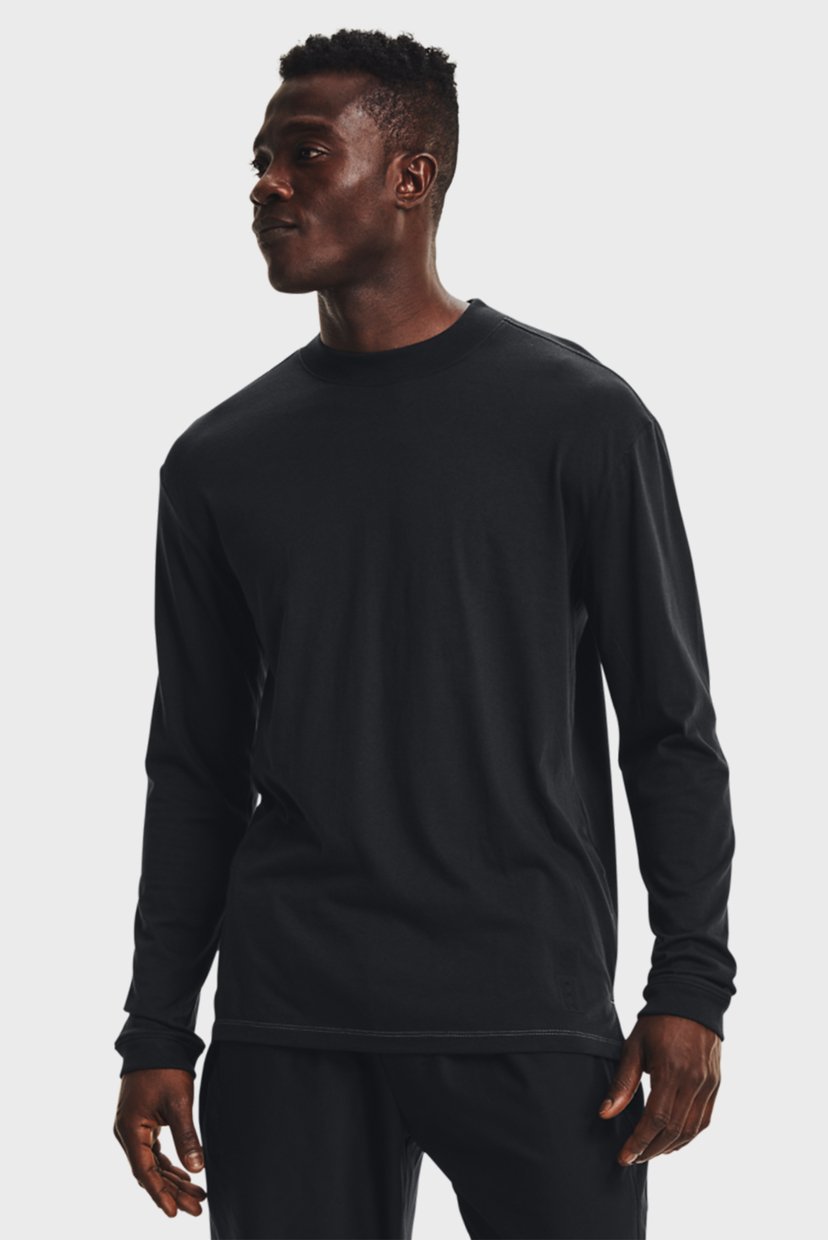 

Мужской черный лонгслив UA Run Anywhere Long Sleeve Under Armour SM 1366506-001