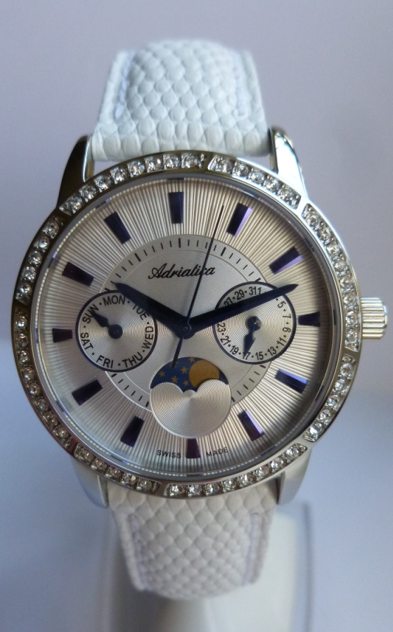 

Женские часы Adriatica 3601.52B3QFZ