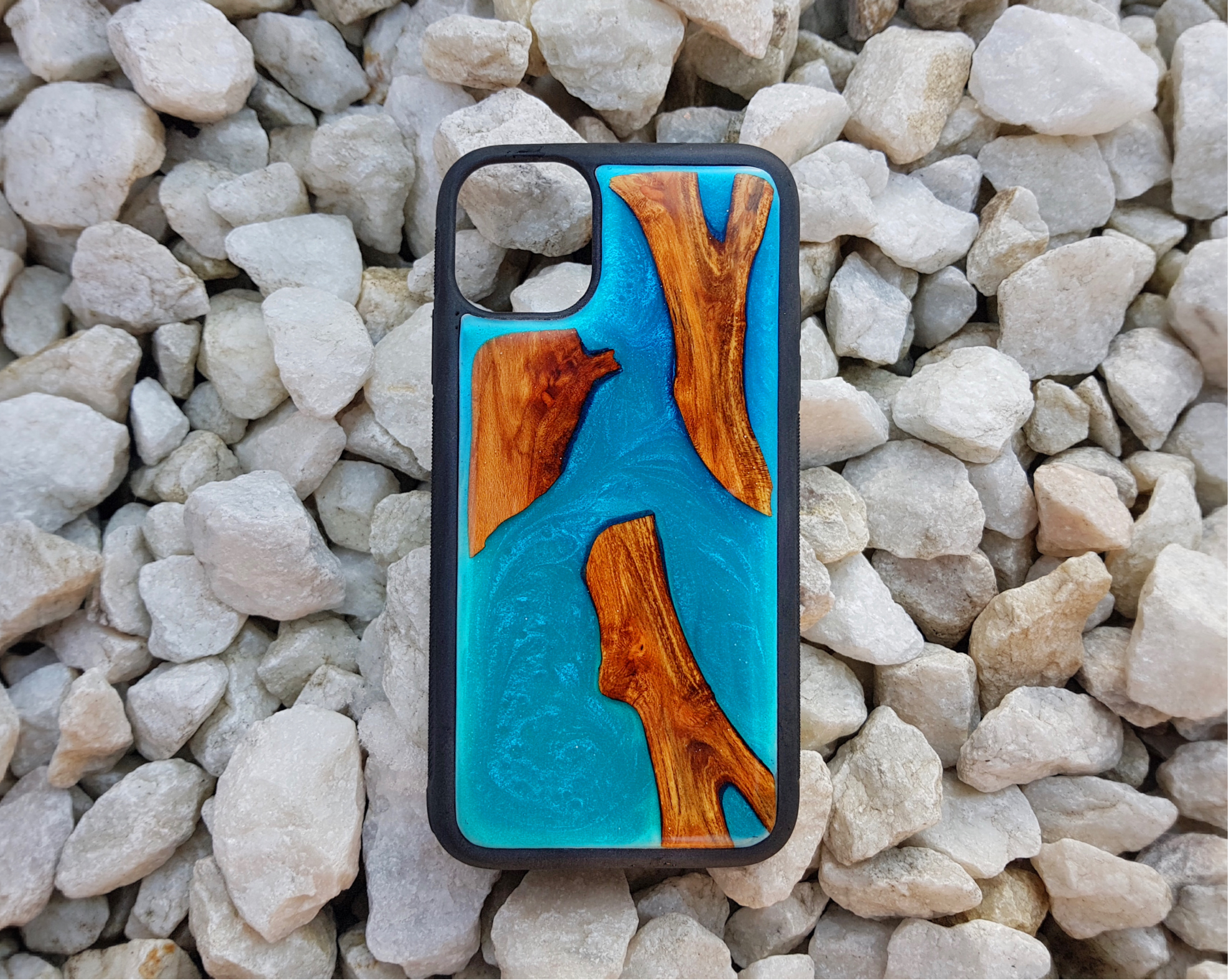 

Чехол на айфон 11 ручної роботи WoodWork Blue