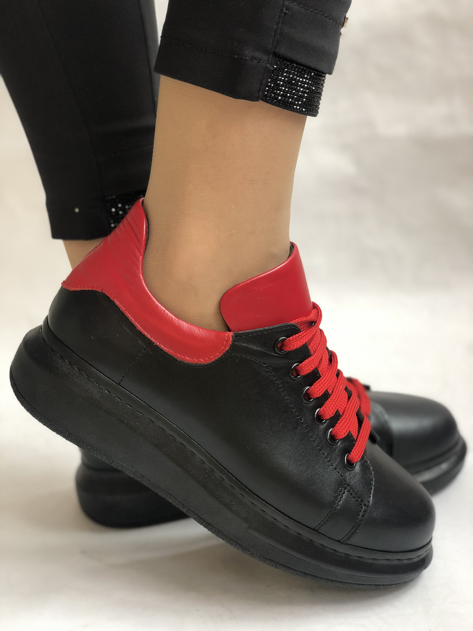 

Кроссовки Evromoda 37 Черный-красный 2229