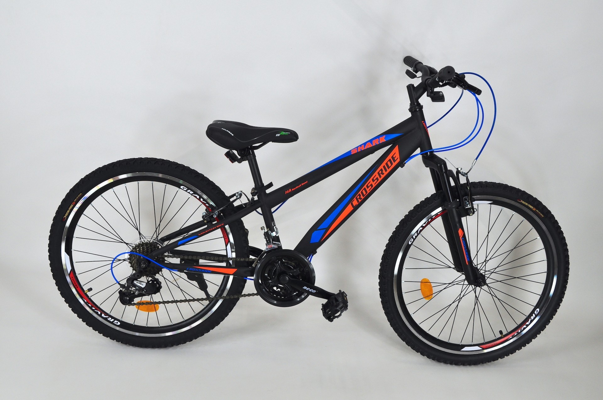 

Велосипед 24" Crossride Shark размер рамы 11" черный + мигалки