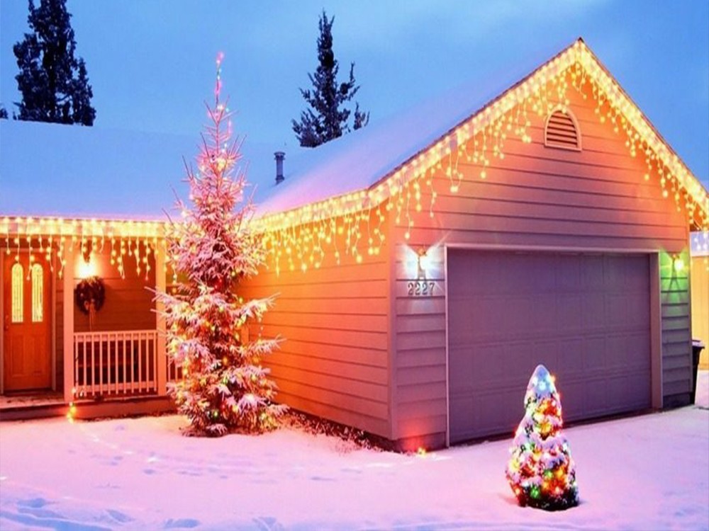 

Уличная гирлянда бахрома 240 Led 10 м белый провод теплый белый