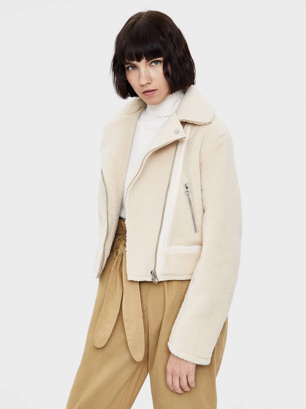 

Дубленка Bershka XAZ220537QNRH XS-S Молочная