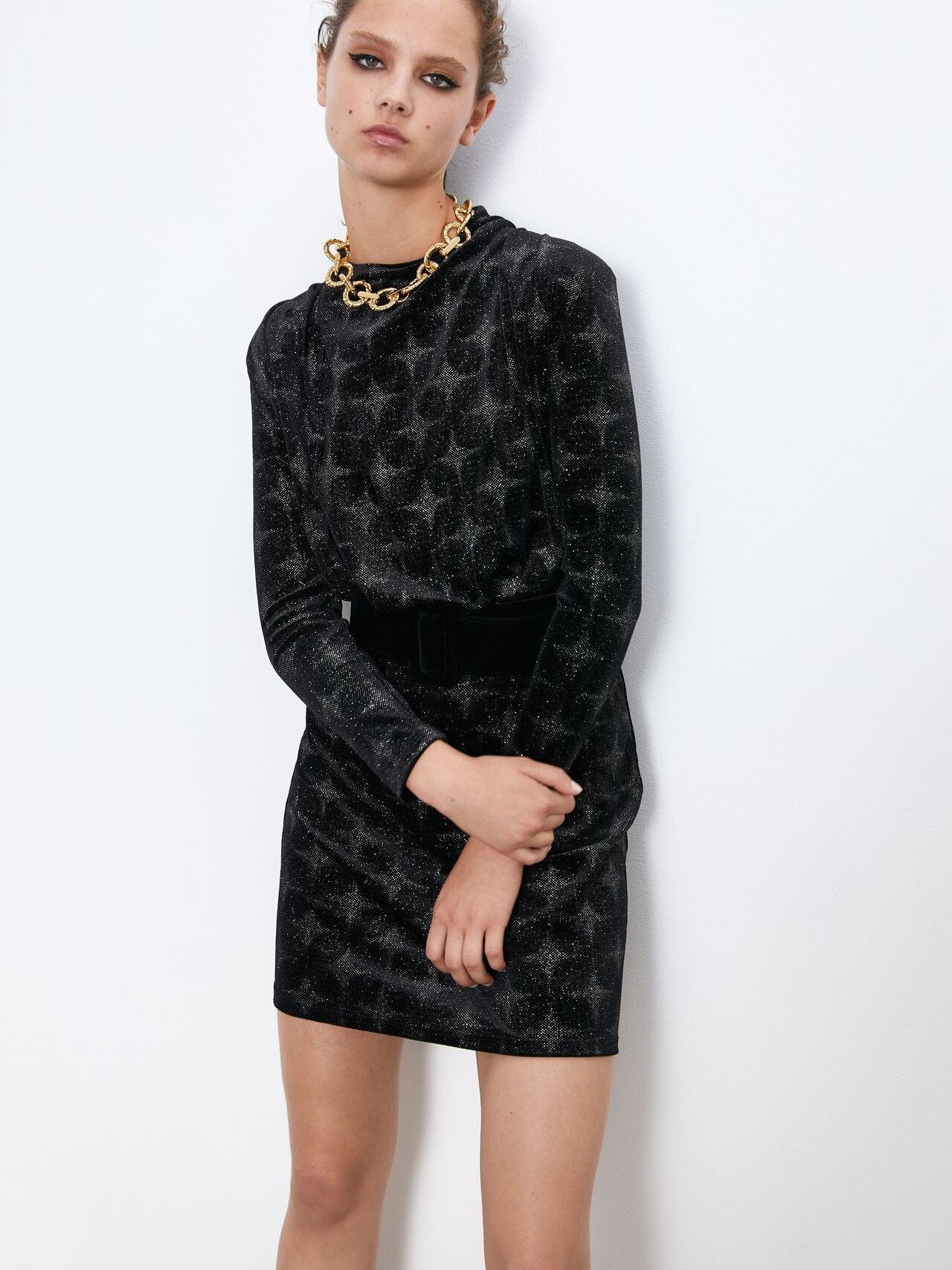 

Платье Zara XAZ239198YHBQ L Черное с серебристым