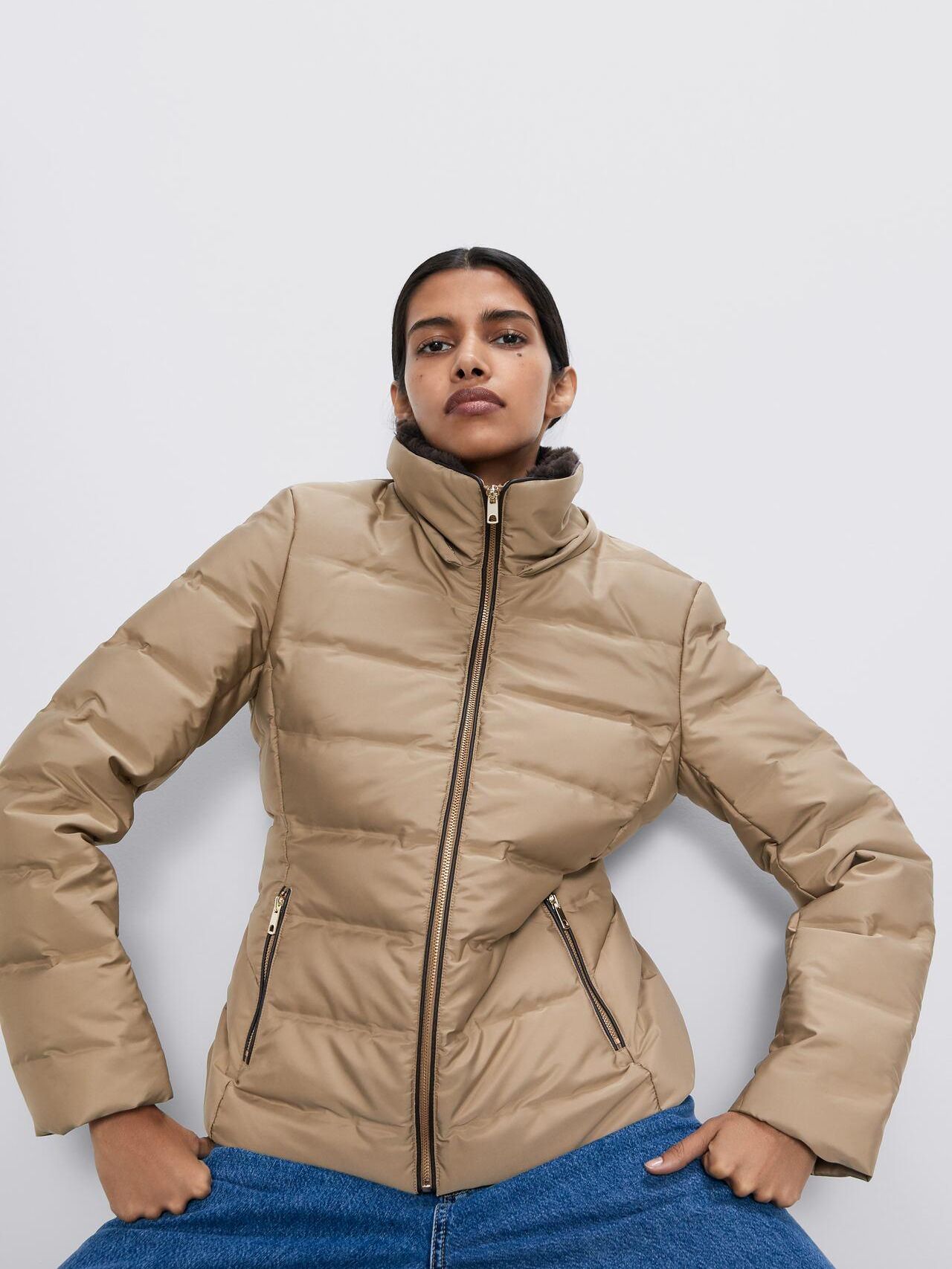 Куртка Zara женская бежевая
