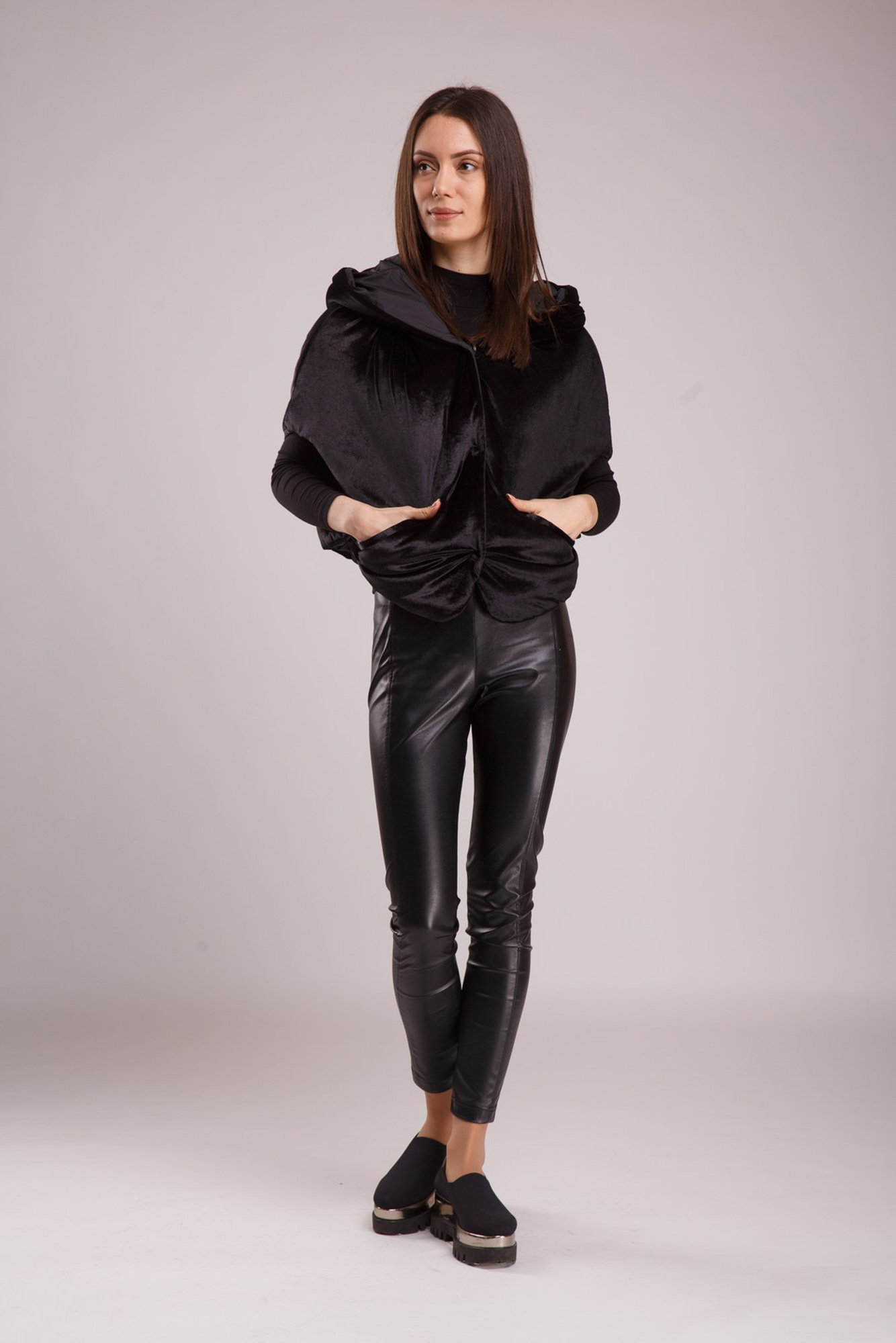 

Жилет Alberto Bini  Черный (3031, Жилет Alberto Bini 40 Черный (3031)