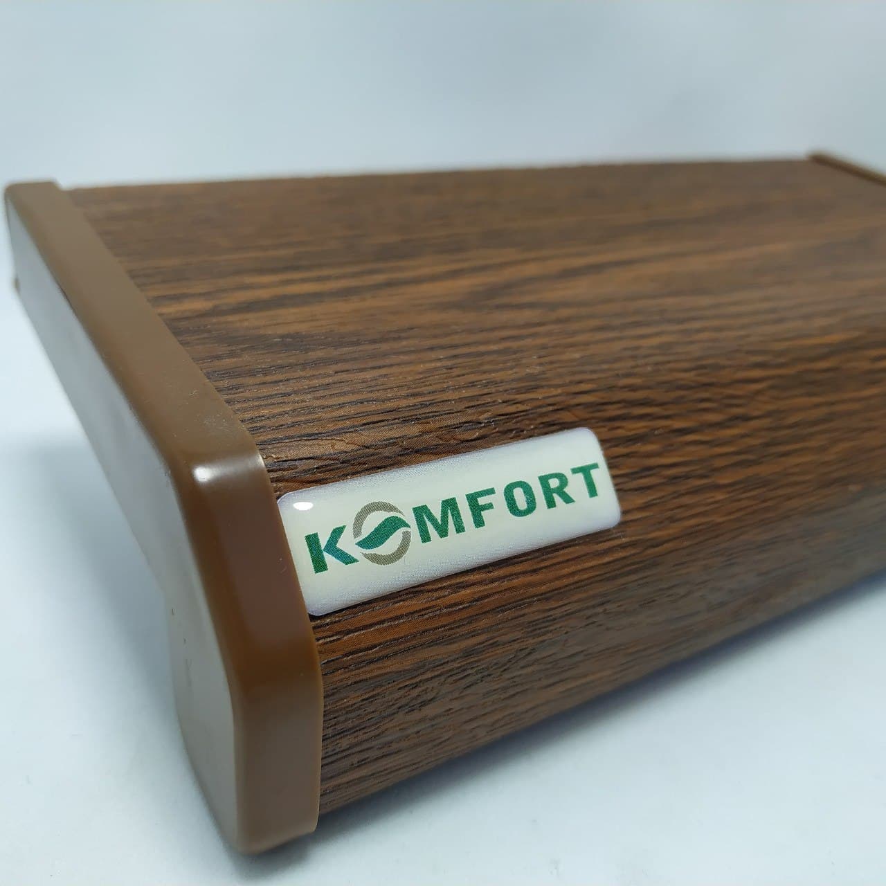 

Підвіконня Danke Komfort 1000х700мм Горіх